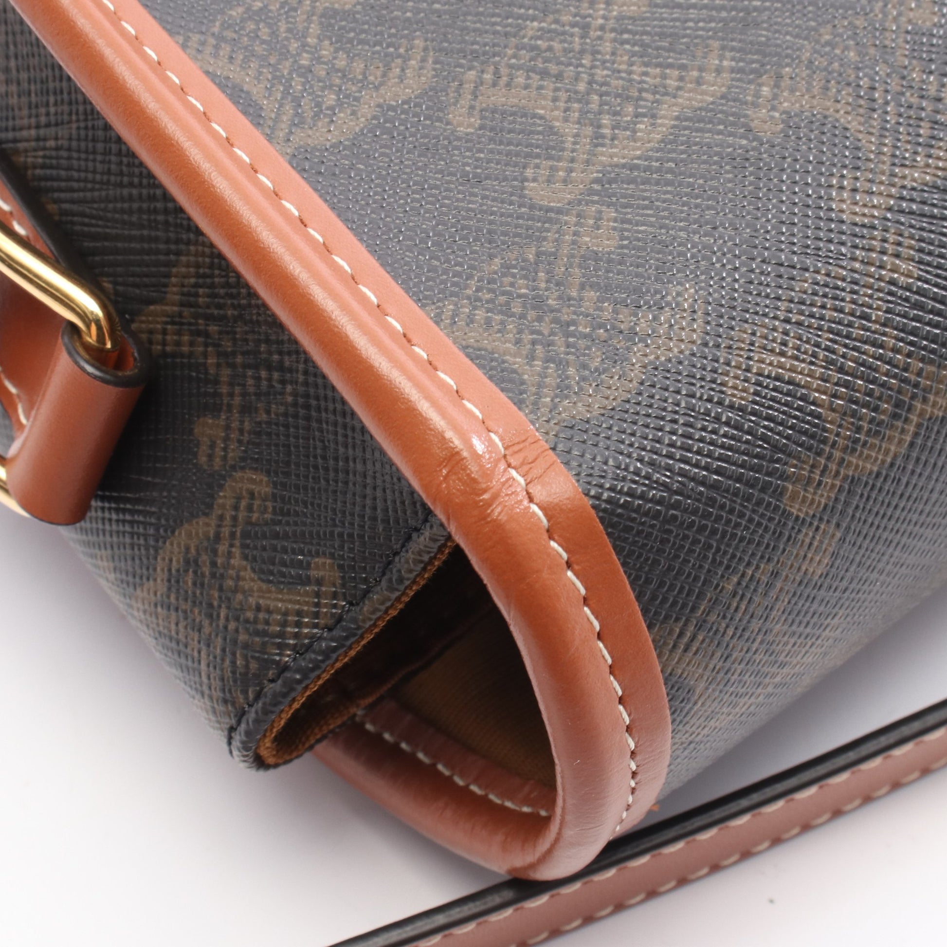 フォルコ ミディアムバッグ トリオンフ ショルダーバッグ PVC レザー ダークブラウン ブラウン セリーヌ バッグ CELINE