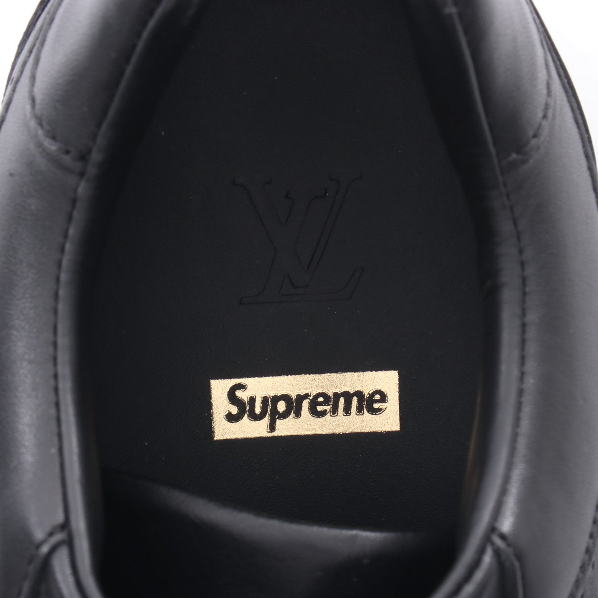LOUIS VUITTON × Supreme ランアウェイ スニーカー レザー ブラック ルイヴィトン シューズ LOUIS VUITTON