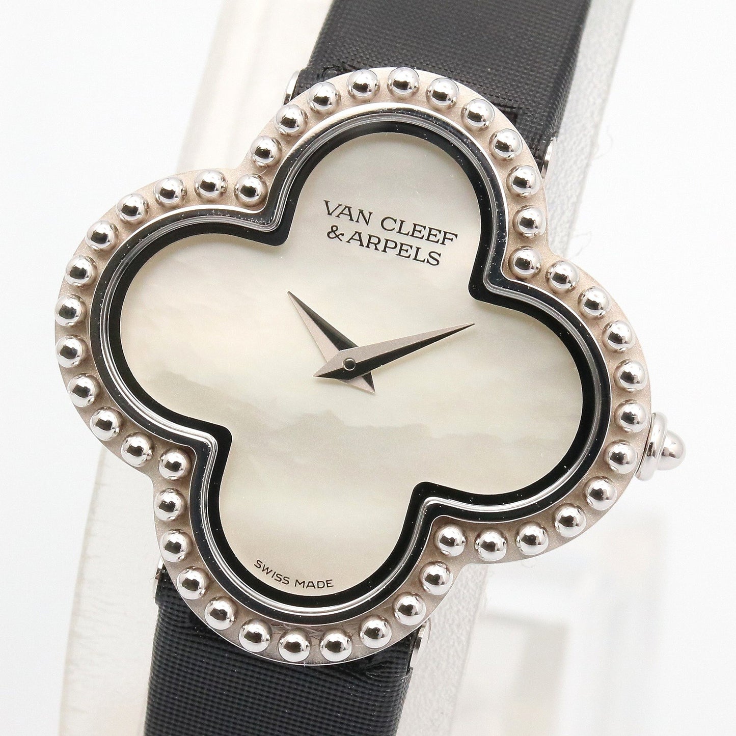 アルハンブラ スモールモデル ウォッチ レディース 腕時計 クオーツ K18WG（ホワイトゴールド） レザー ホワイト ホワイトシェル ヴァンクリーフアンドアーペル 時計 Van Cleef & Arpels