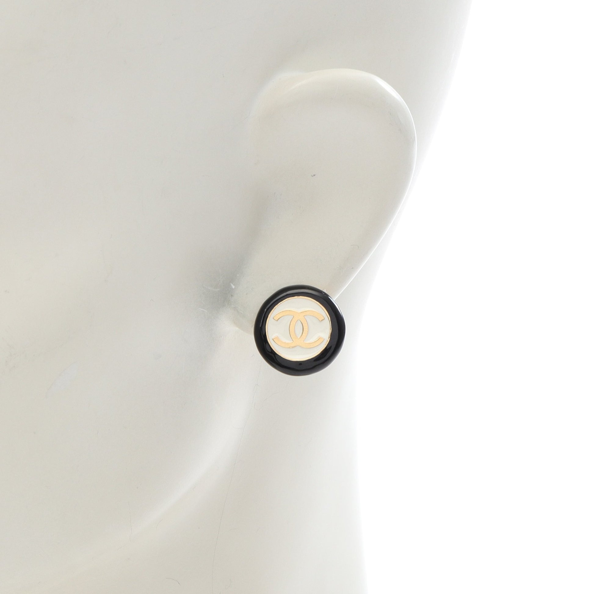 ココマーク イヤリング GP ブラック ホワイト ゴールド B24P シャネル アクセサリー CHANEL