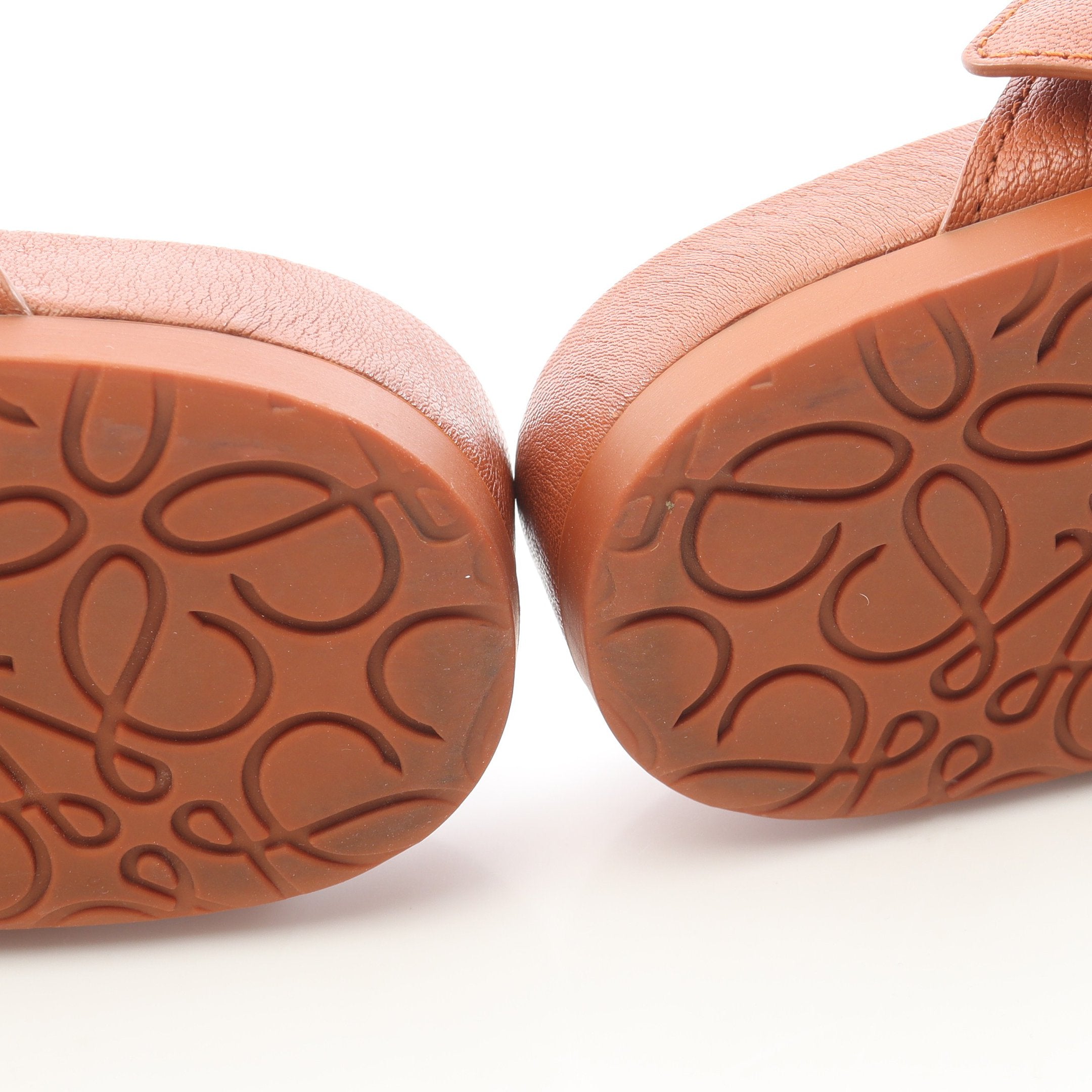 EASE SANDAL イーズサンダル トングサンダル レザー ブラウン ロエベ