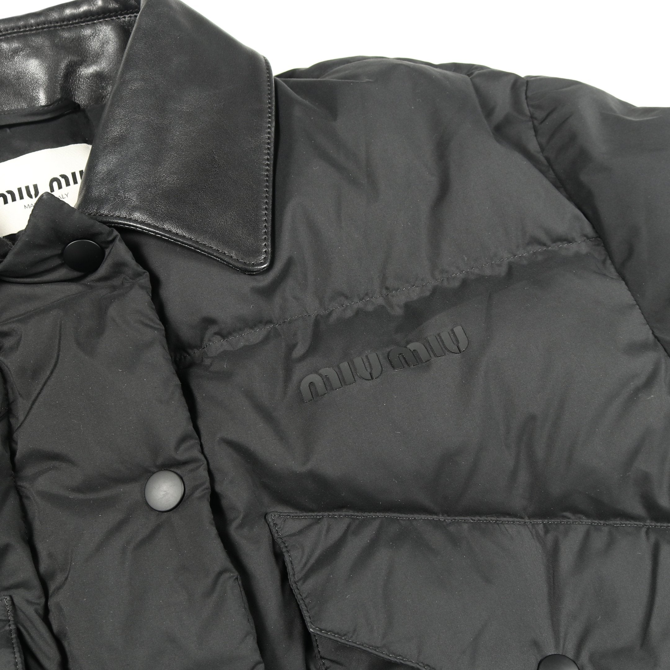 未使用miu miu ブラックダウンジャケットM51 MIU MIU - ミュウミュウ MIU MIU ダウンジャケット レディース
