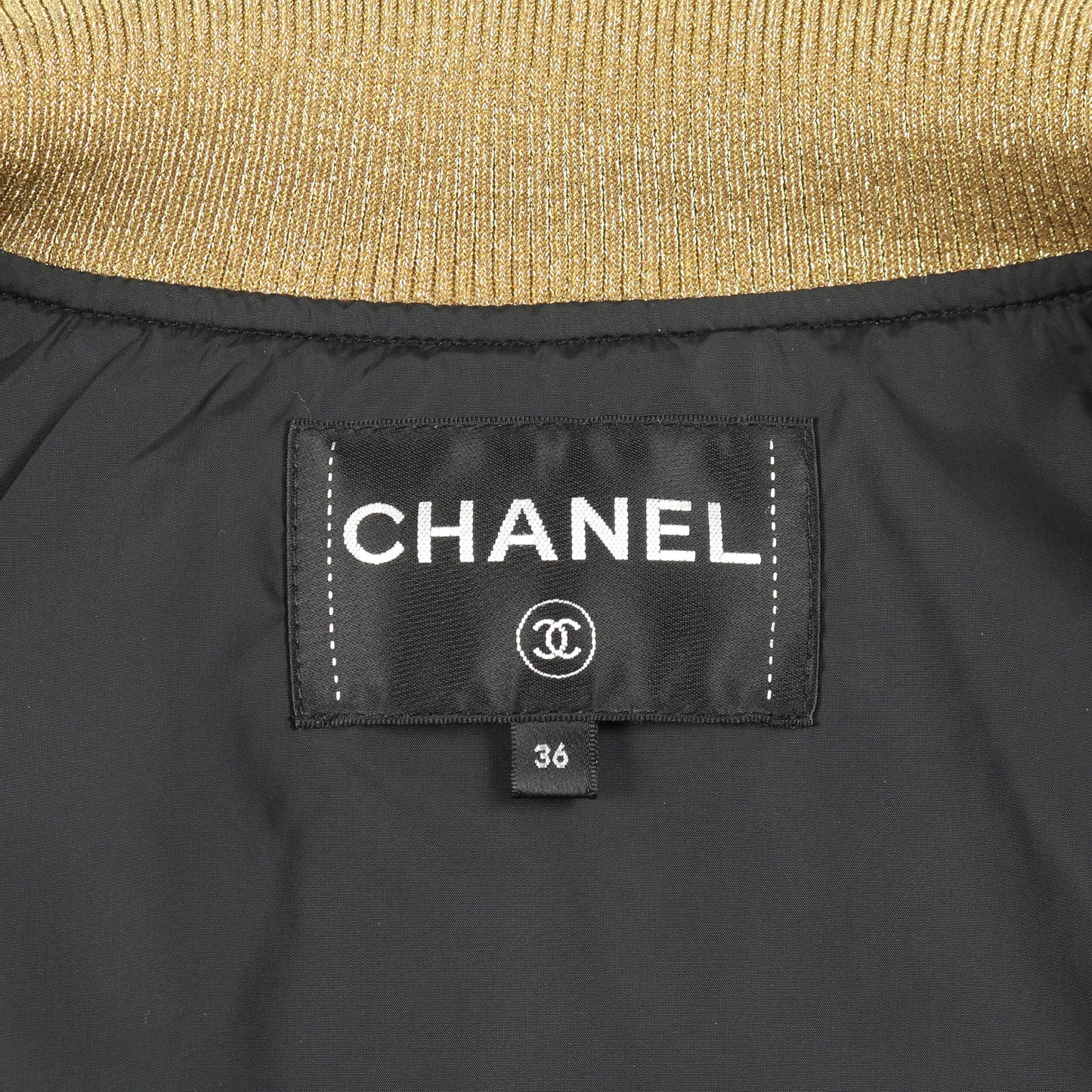 キルティング ダウンジャケット ナイロン ブラック ゴールド シャネル アウター CHANEL