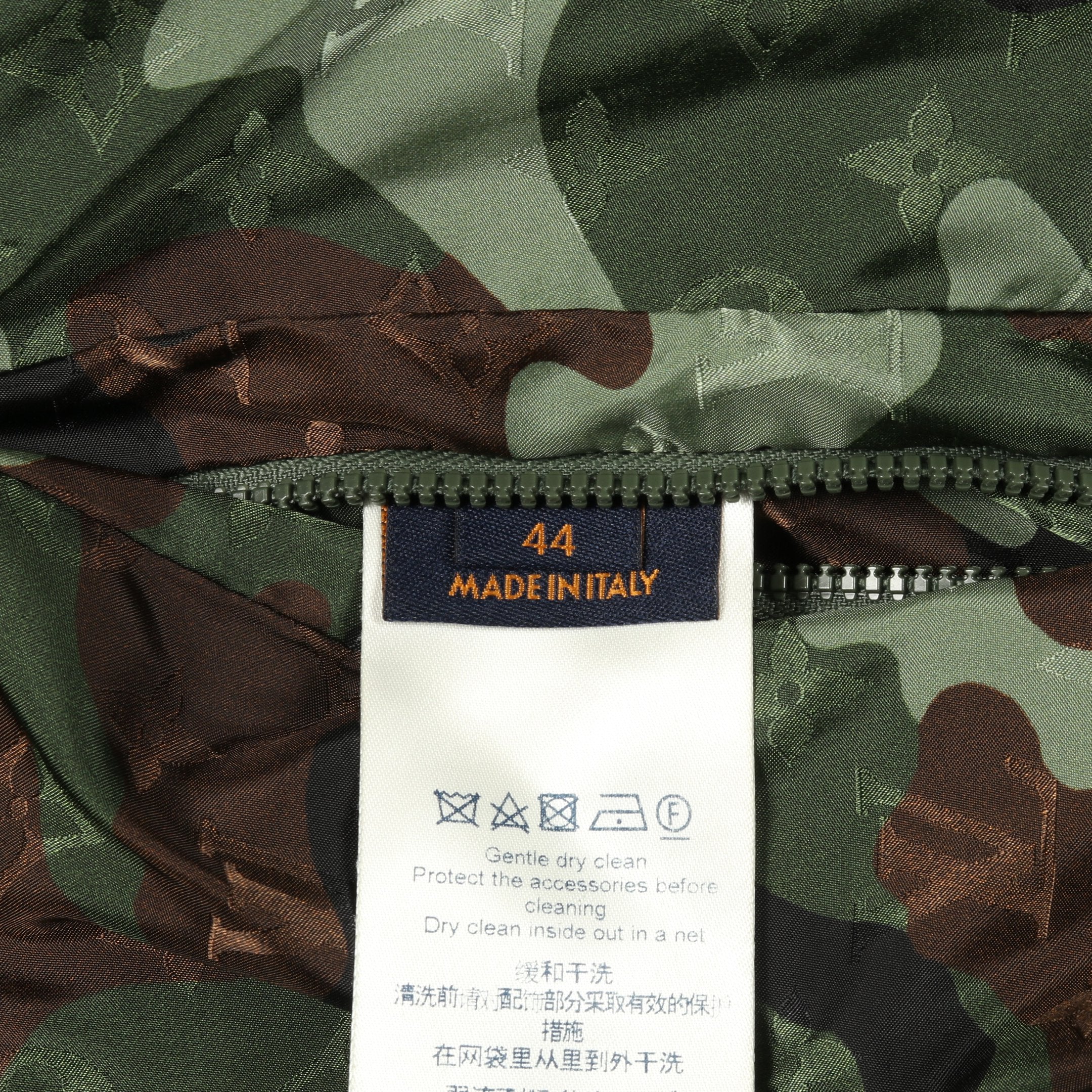 カモウィンドブレーカー マウンテンパーカー ナイロン グリーン ダーク