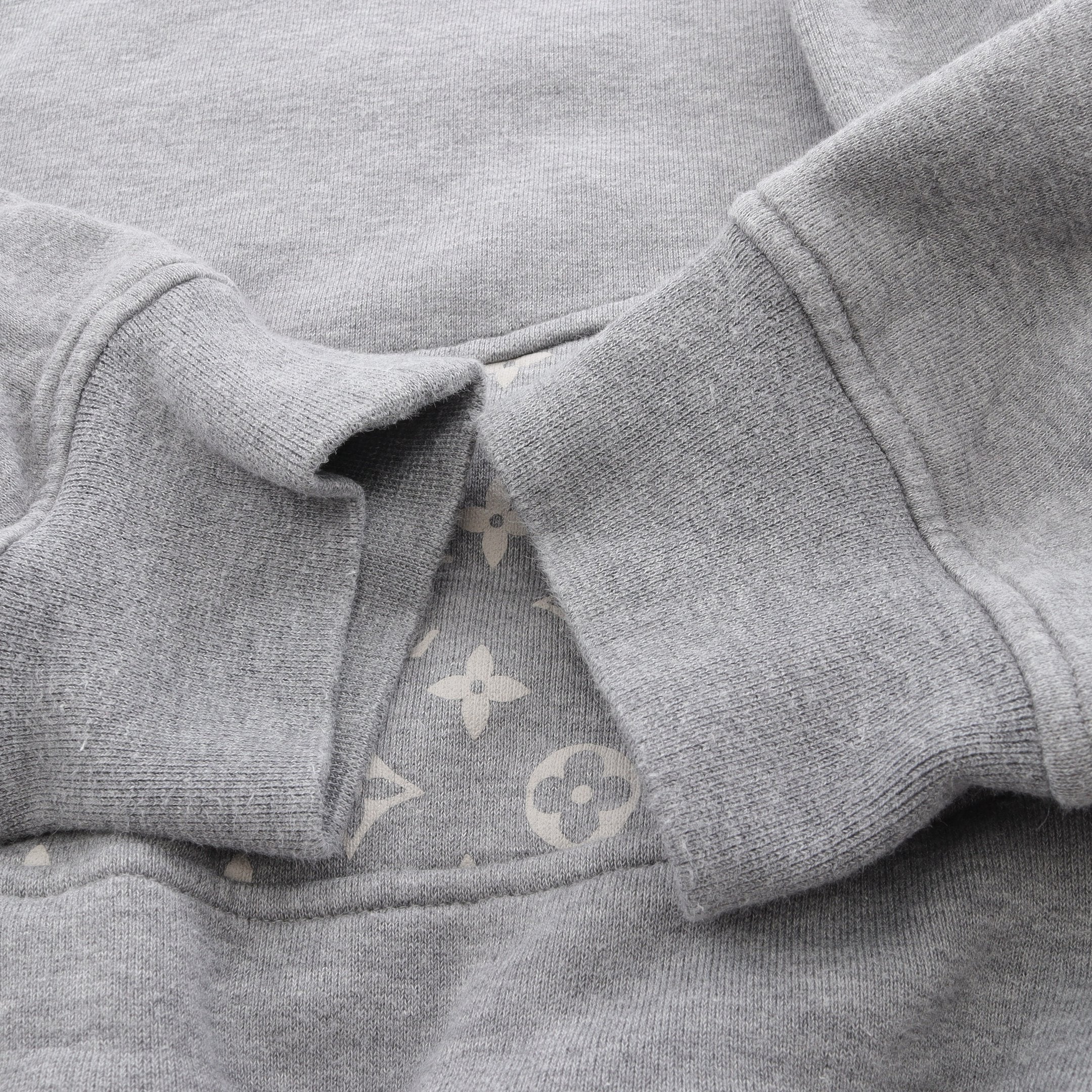 モノグラム サークルカットフーディ プルオーバーパーカー コットン