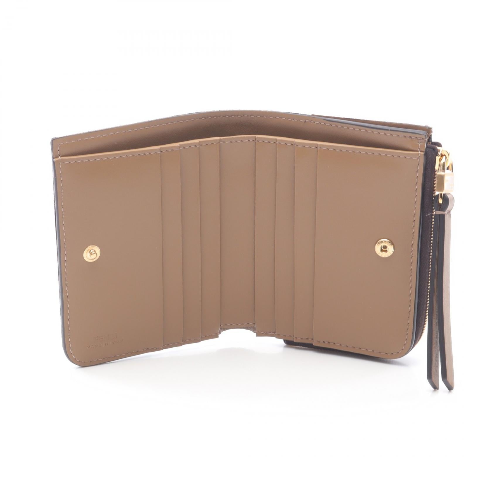 Fendi ズッカ 二つ折り財布 AV16850 ブラウン キャンバス×レザー ズッカ 二つ折り財布 キャンバス レザー ブラウン フェンディ – RECLO