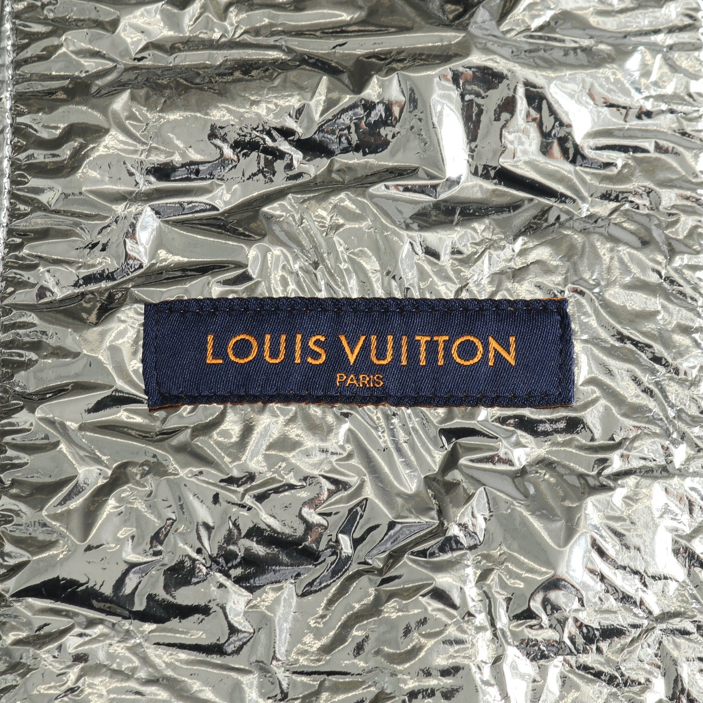 ミッドレイヤー ベスト レザー シルバー アシンメトリー ルイヴィトン トップス LOUIS VUITTON