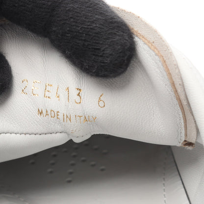 トライアングルロゴ ユーズド加工 ローカットスニーカー レザー ホワイト プラダ シューズ PRADA