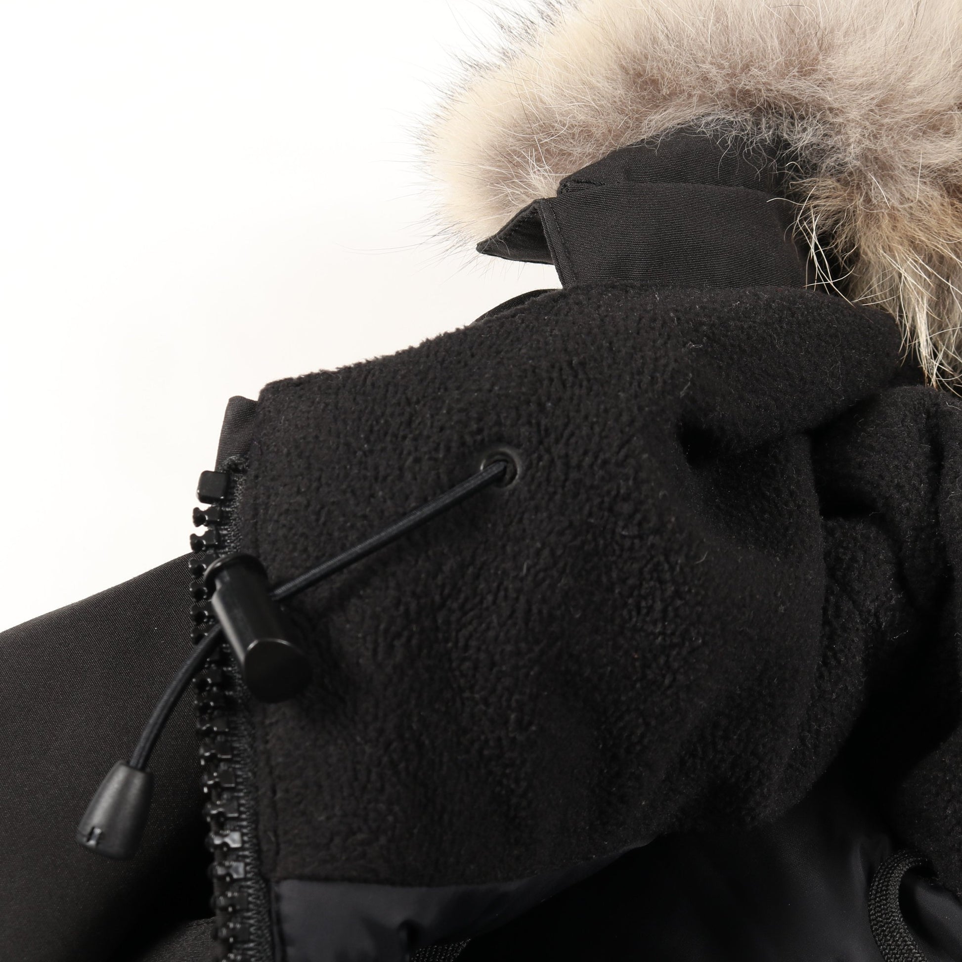 ヴィクトリアパーカ ダウンコート ブラック フード付き カナダグース アウター CANADA GOOSE