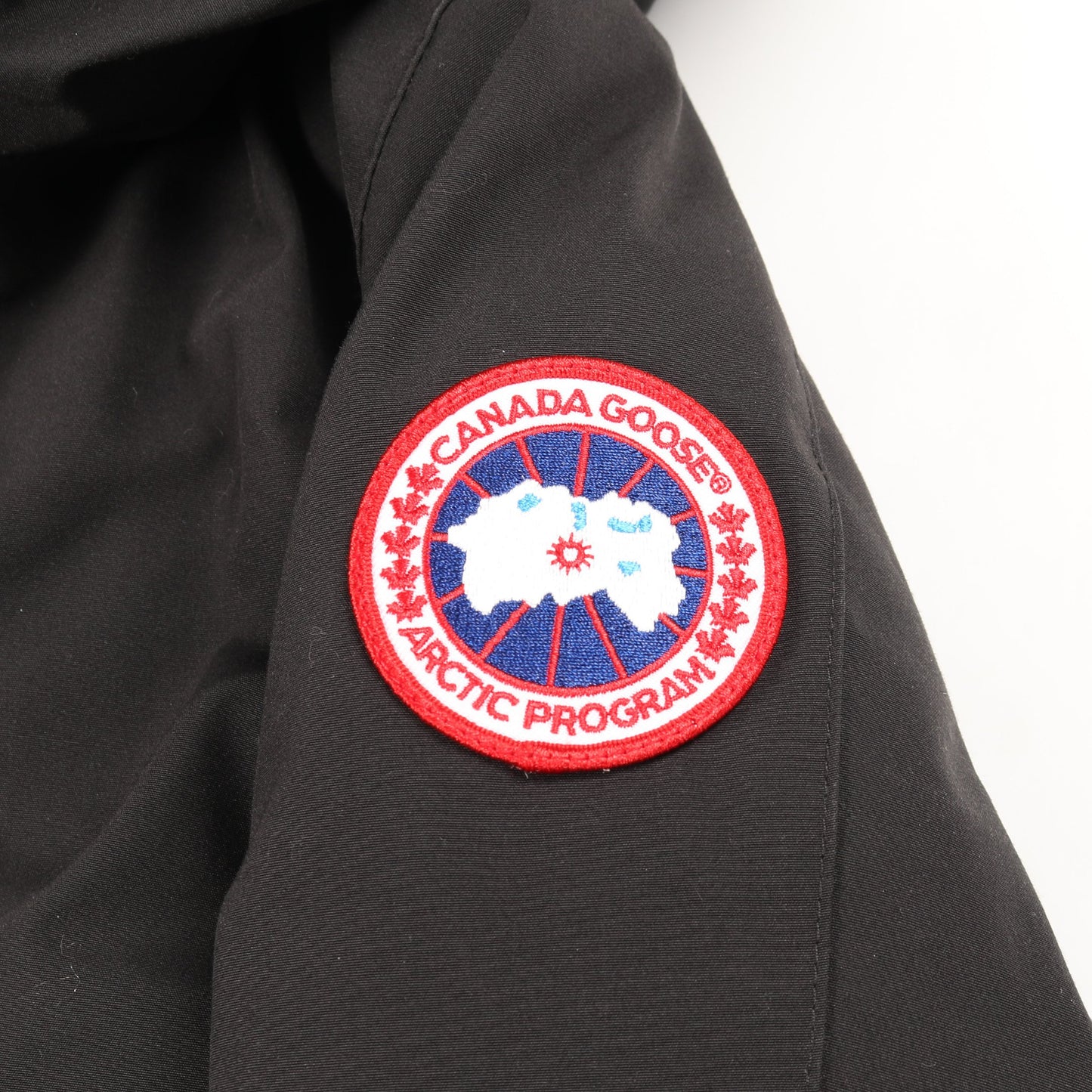 ヴィクトリアパーカ ダウンコート ブラック フード付き カナダグース アウター CANADA GOOSE