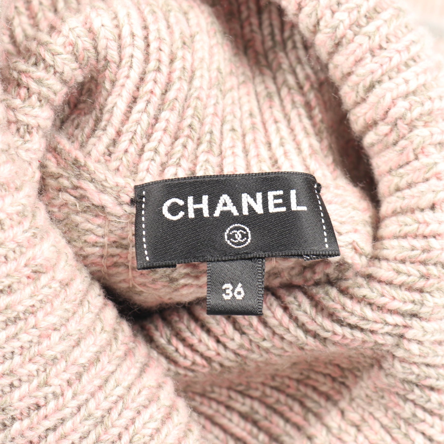 ココマーク スパンコール セーター ニット タートルネック カシミヤ ピンク マルチカラー シャネル トップス CHANEL