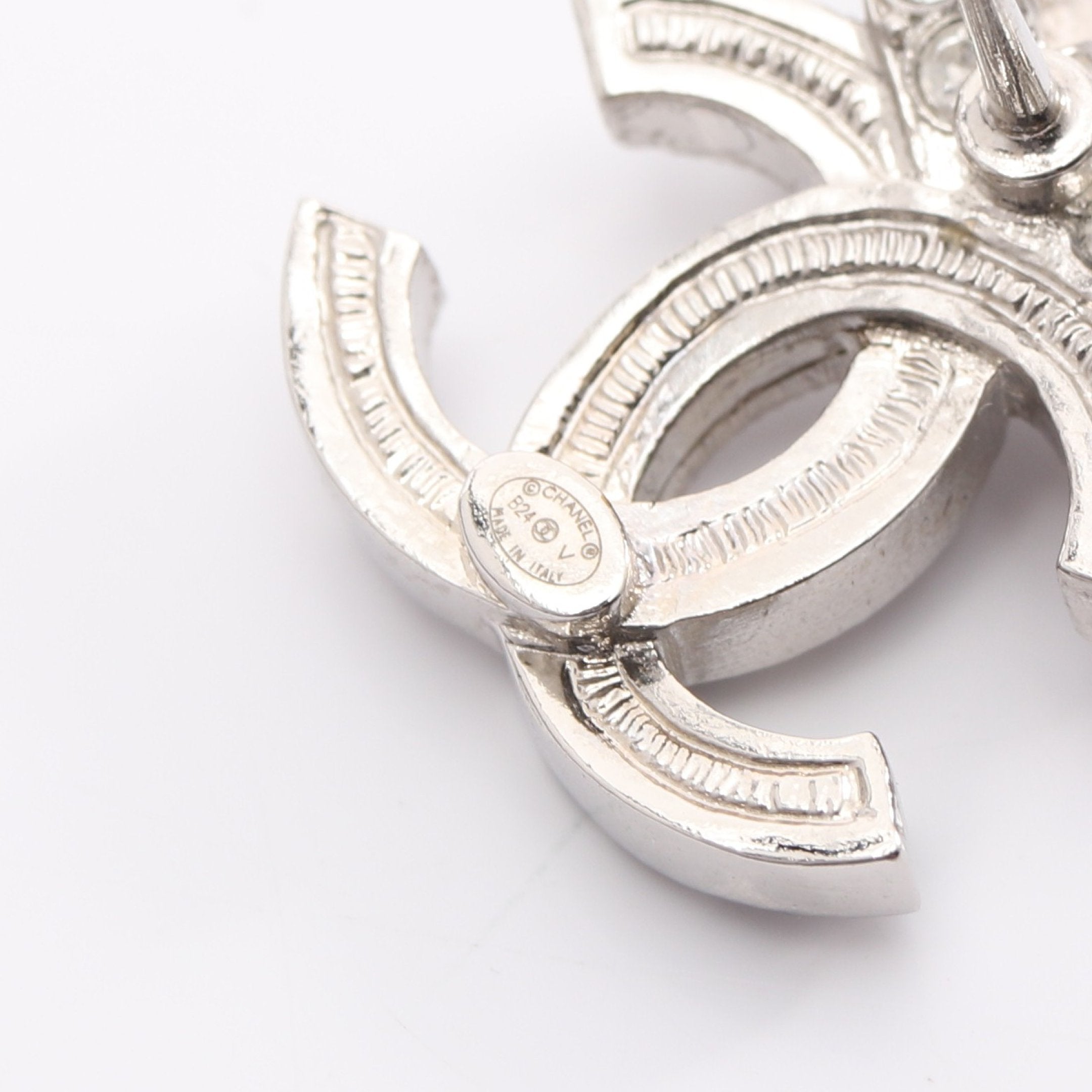 ココマーク リボン ピアス ラインストーン シルバー クリア B24V