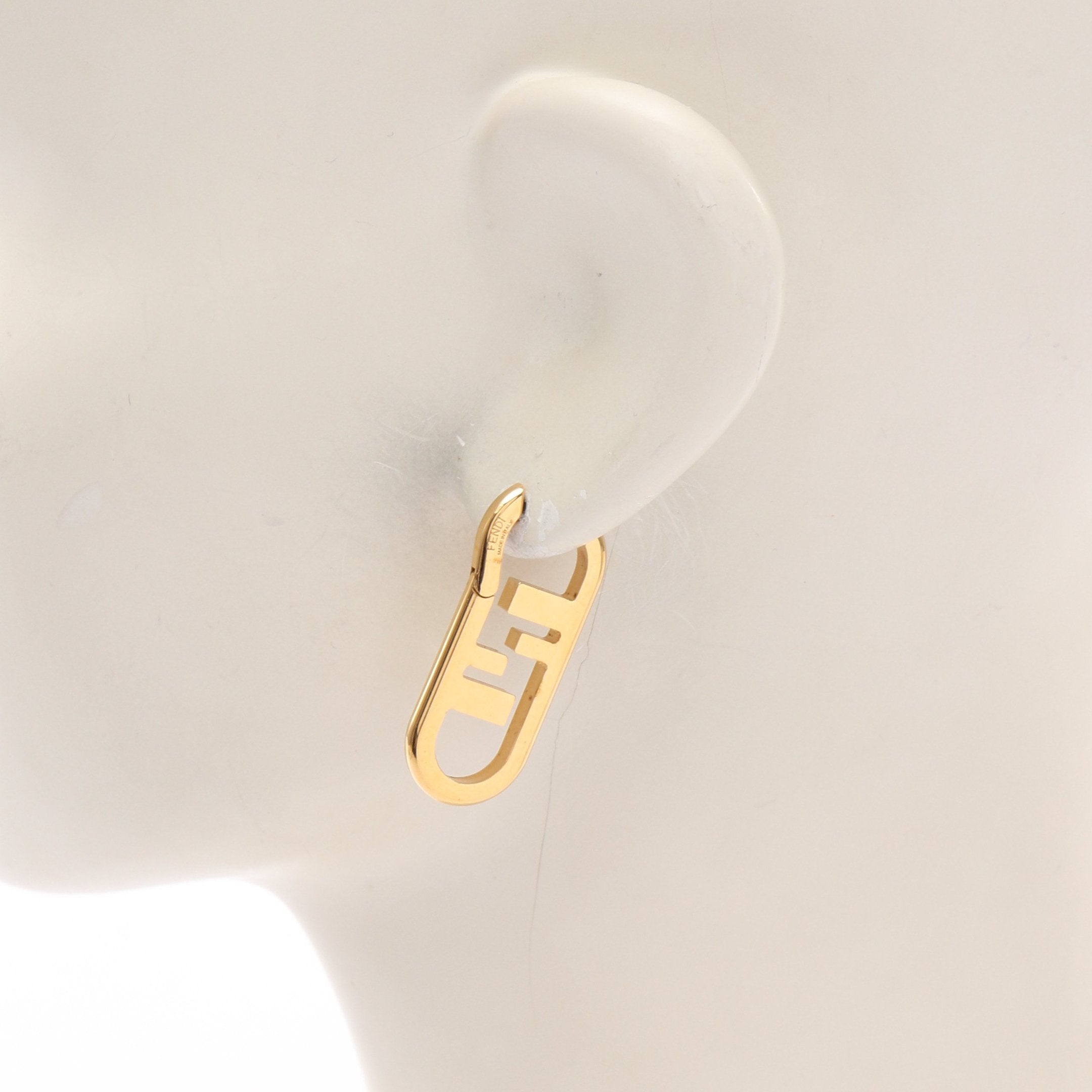 FFロゴ ピアス GP ゴールド フェンディ – RECLO