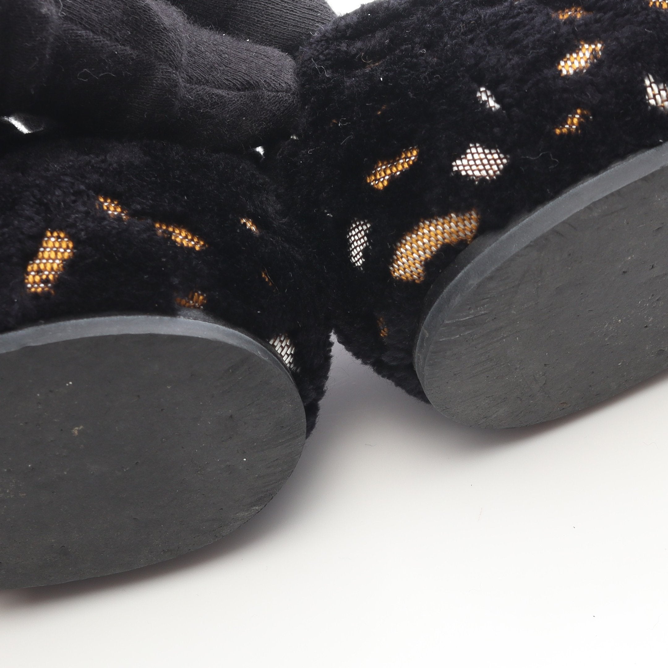 Salvatore Ferragamo リボンブラックフラットシューズ Ferragamo ニュー ヴァラリボン フラットシューズ | ブラック