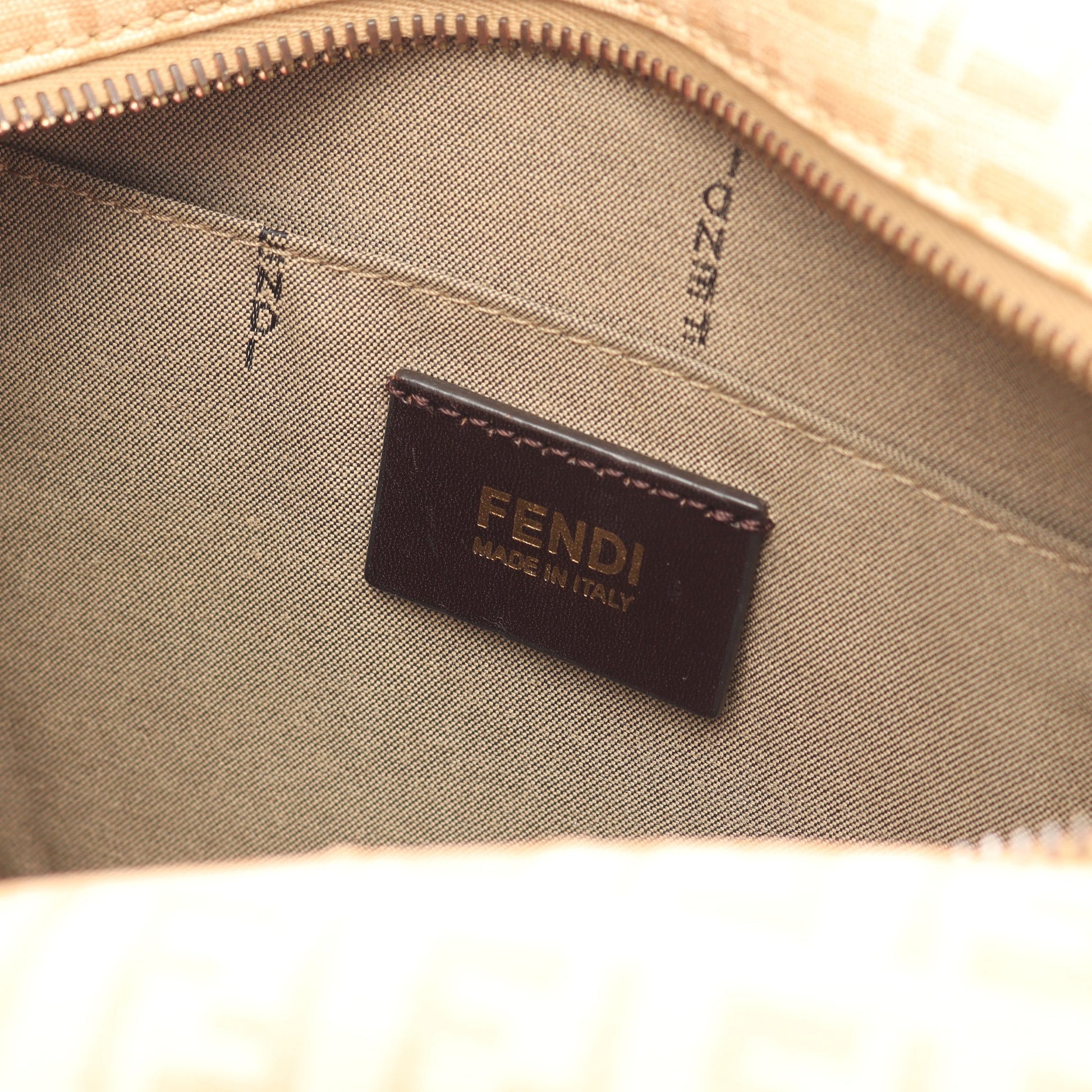 ズッキーノ ショルダーバッグ PVC レザー ライトベージュ フェンディ バッグ FENDI