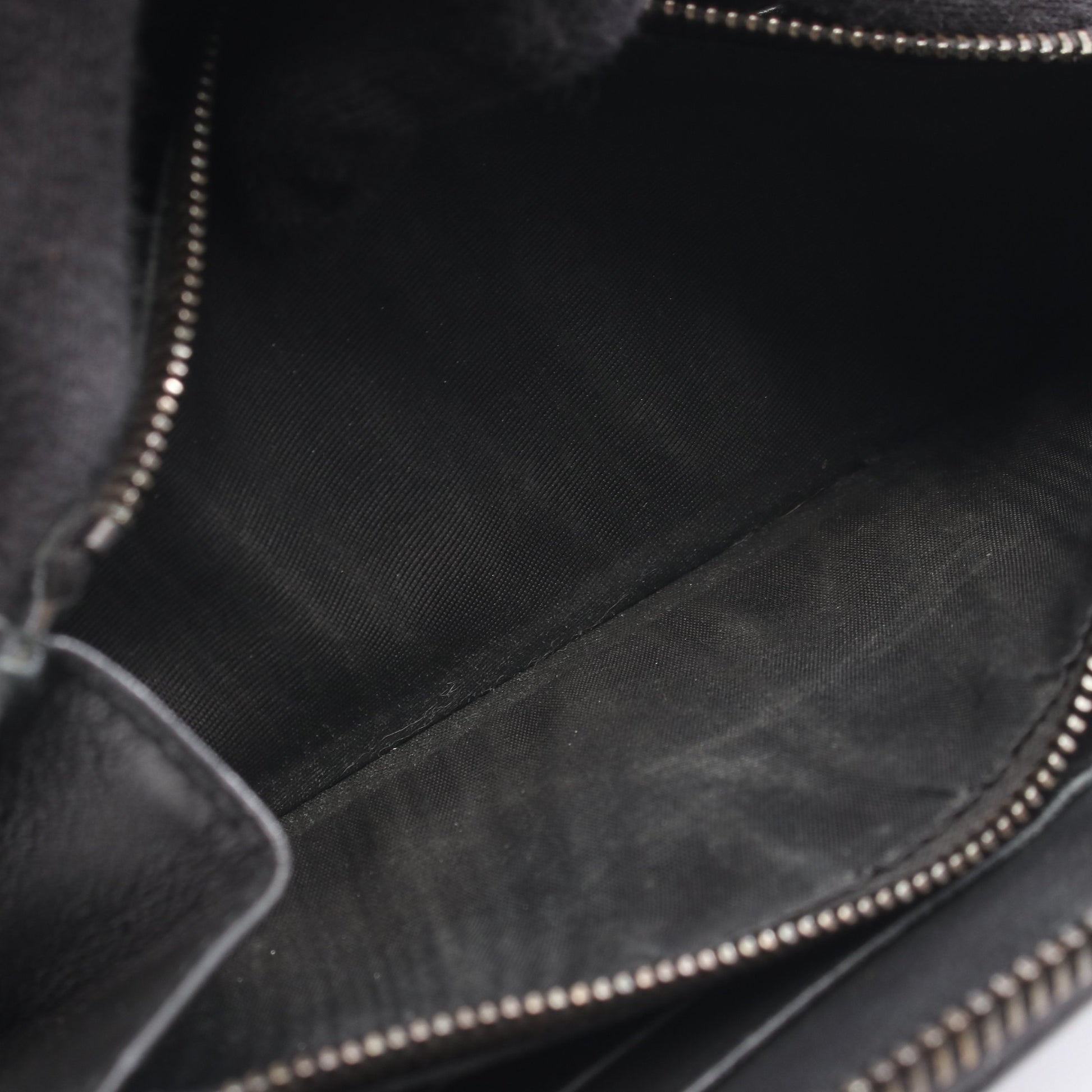 アイヤーズ イントレチャート ラウンドファスナー長財布 レザー パイソン ブラック ボッテガヴェネタ 財布・小物 BOTTEGA VENETA