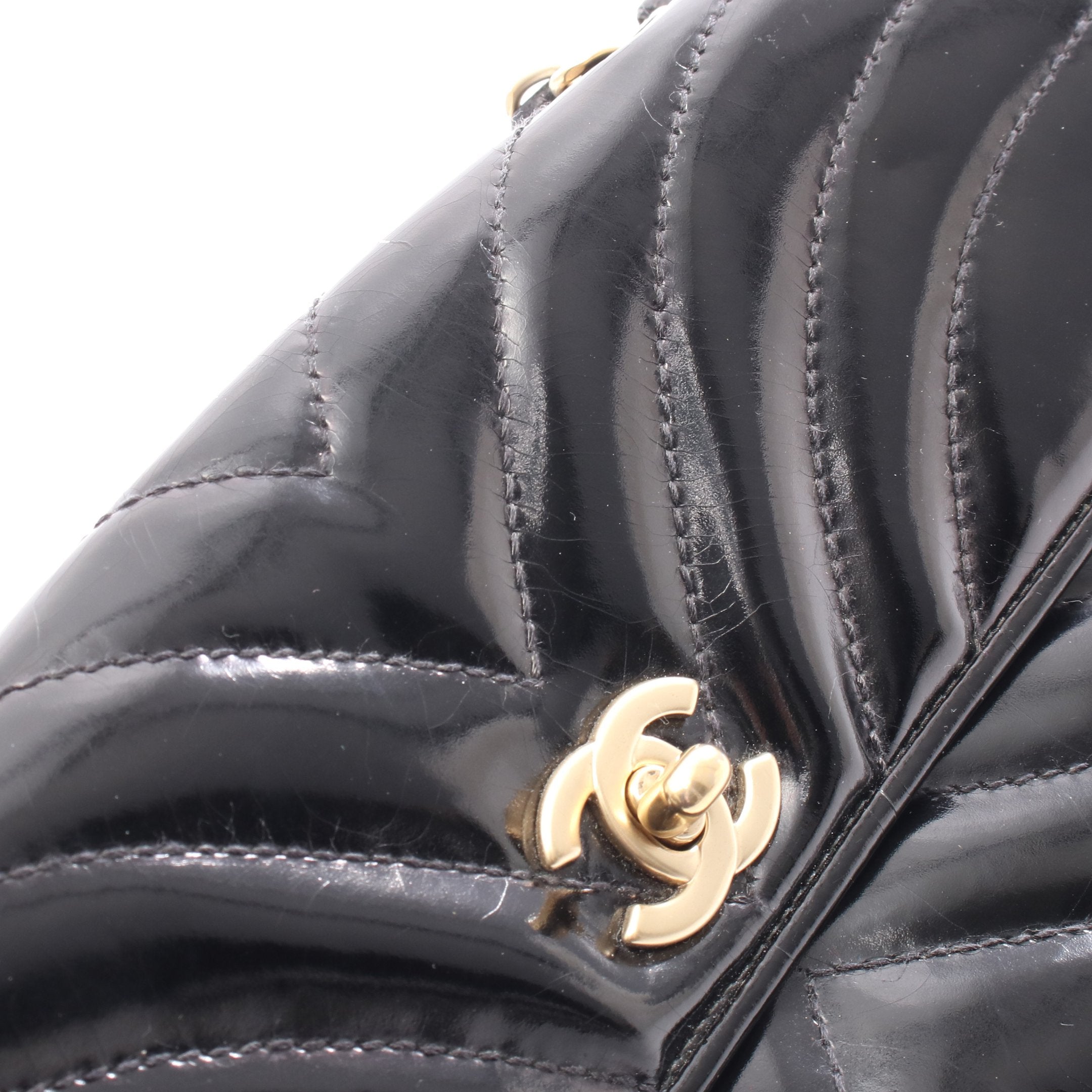 ココマーク ウェーブステッチ Wチェーンショルダーバッグ エナメル