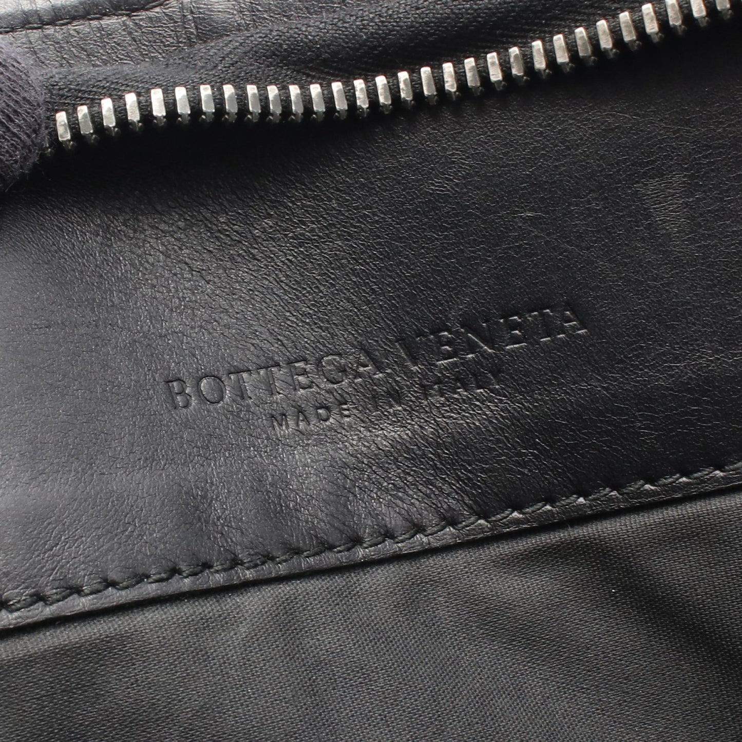 イントレチャート ブリーフケース ビジネスバッグ レザー ブラック ボッテガヴェネタ バッグ BOTTEGA VENETA