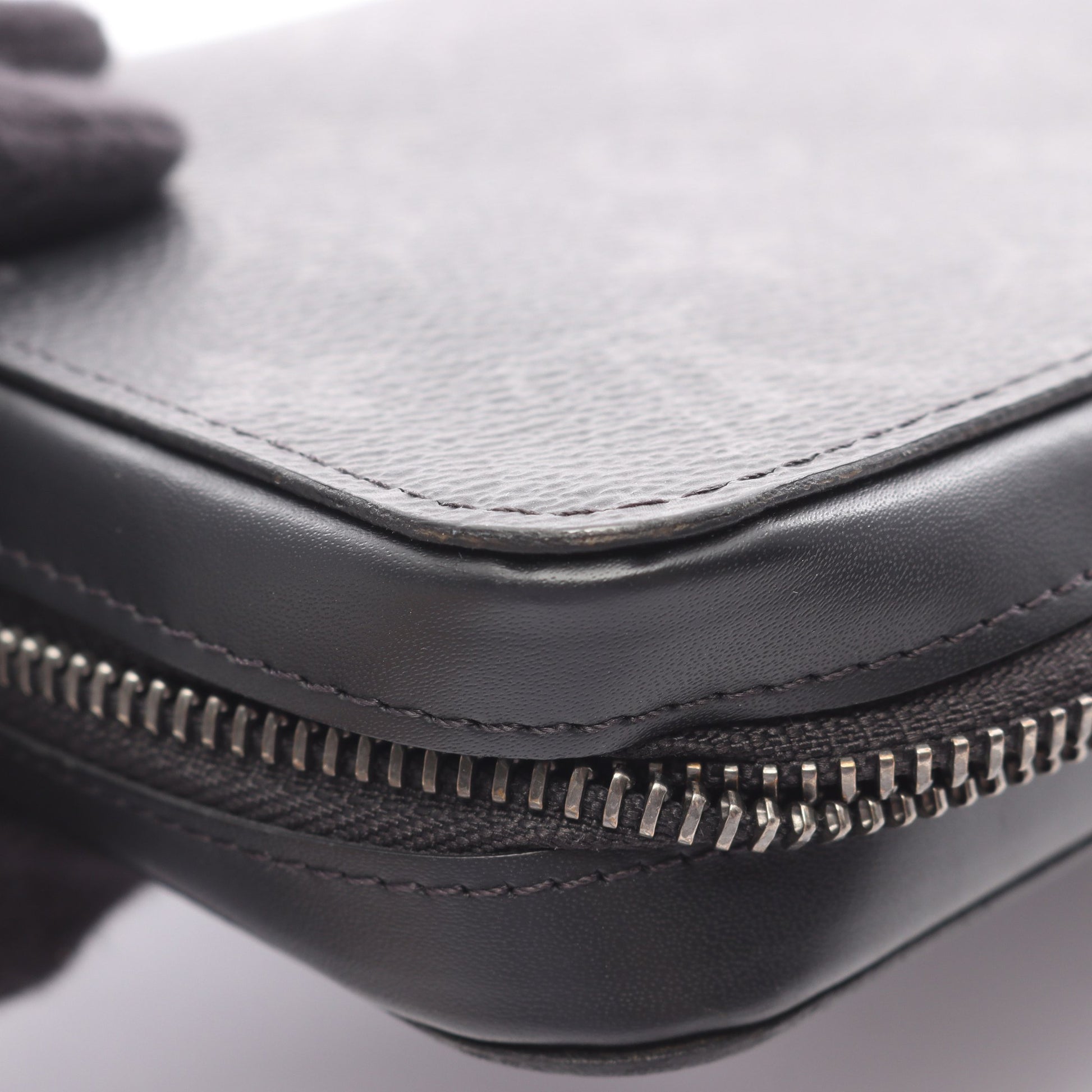 ジッピーXL モノグラムエクリプス ラウンドファスナー長財布 PVC レザー ブラック ルイヴィトン 財布・小物 LOUIS VUITTON