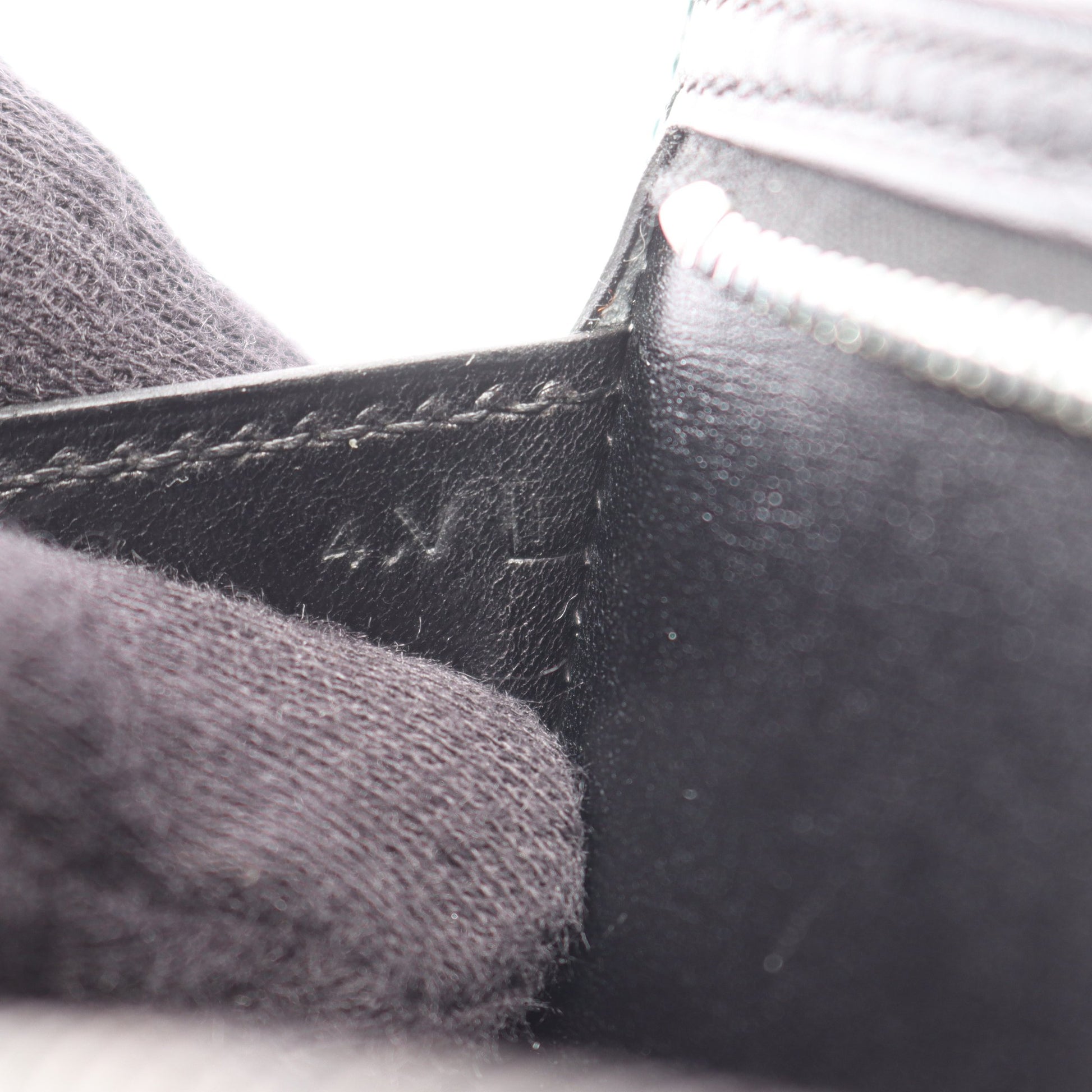 ベアンスフレ 二つ折り長財布 ボックスカーフ ブラック シルバー金具 □H刻印 エルメス 財布・小物 HERMES