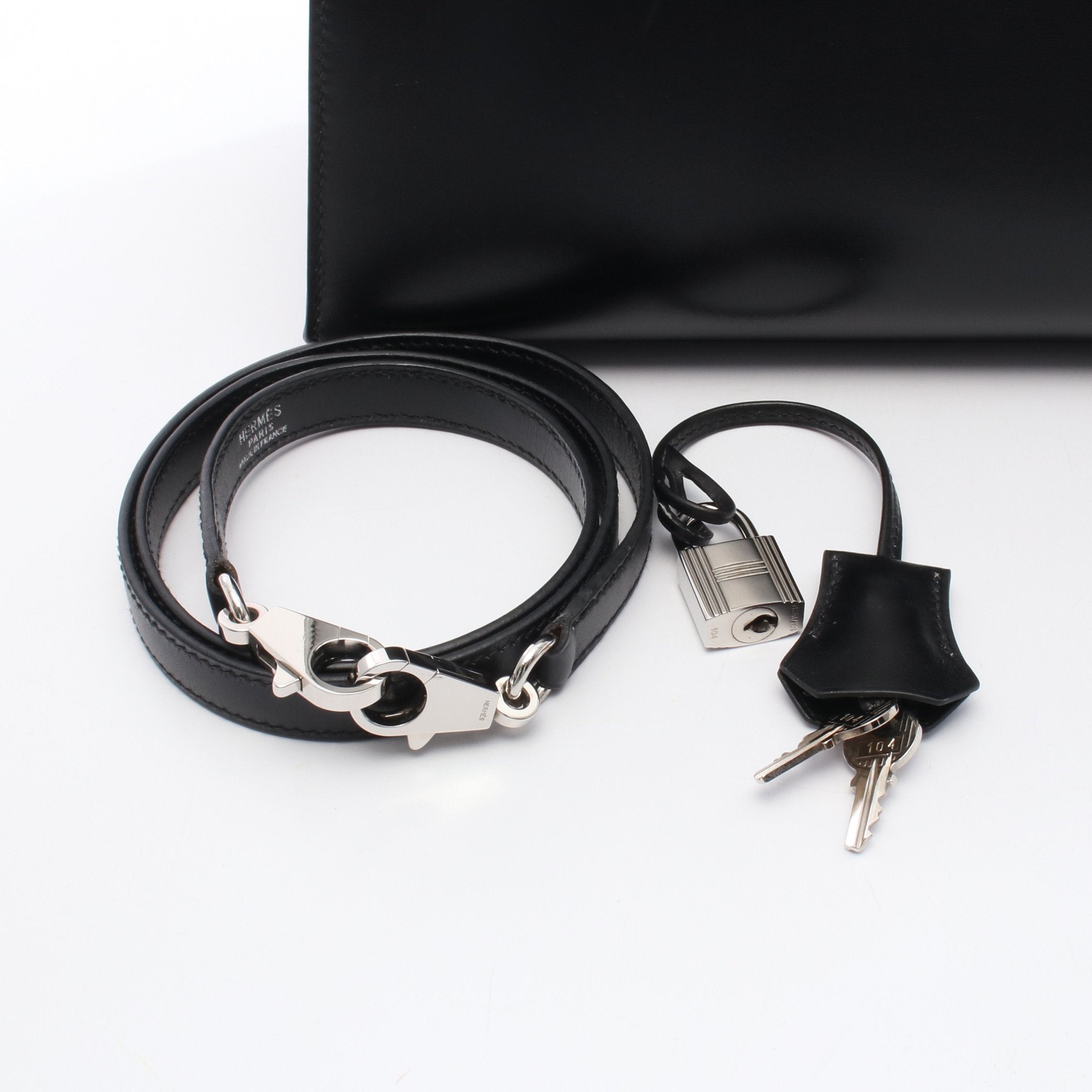 ケリー32 ハンドバッグ ボックスカーフ ブラック シルバー金具 外縫い