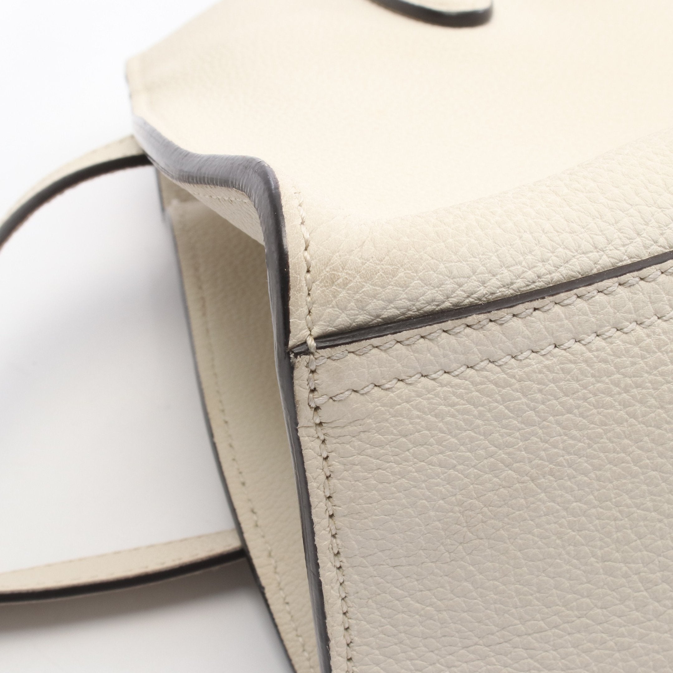 ニュージャッキー ショルダーバッグ レザー オフホワイト 2WAY グッチ