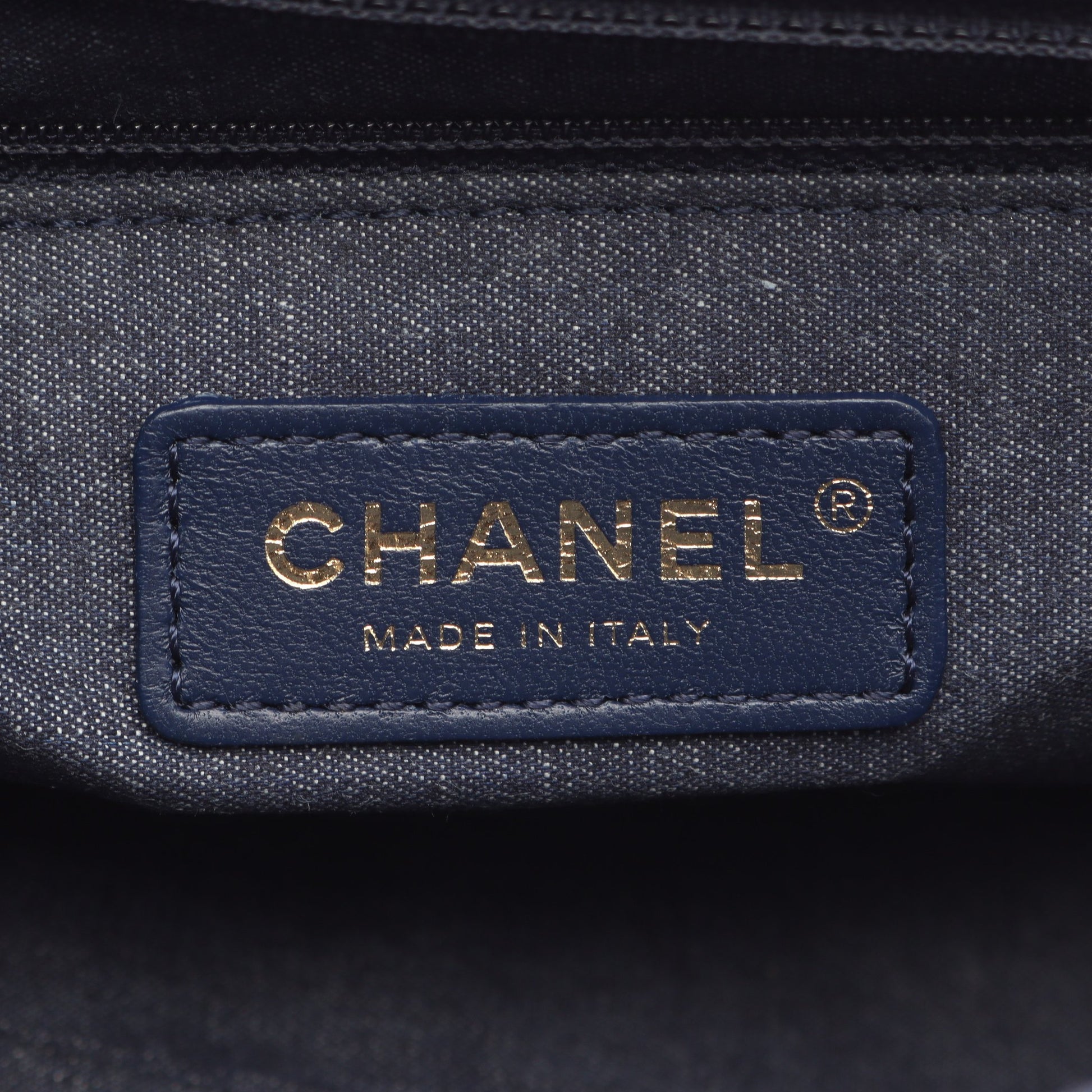 ラージ フラップ バッグ マトラッセ チェーンショルダーバッグ ラムスキン ネイビー コンビ金具 2WAY シャネル バッグ CHANEL