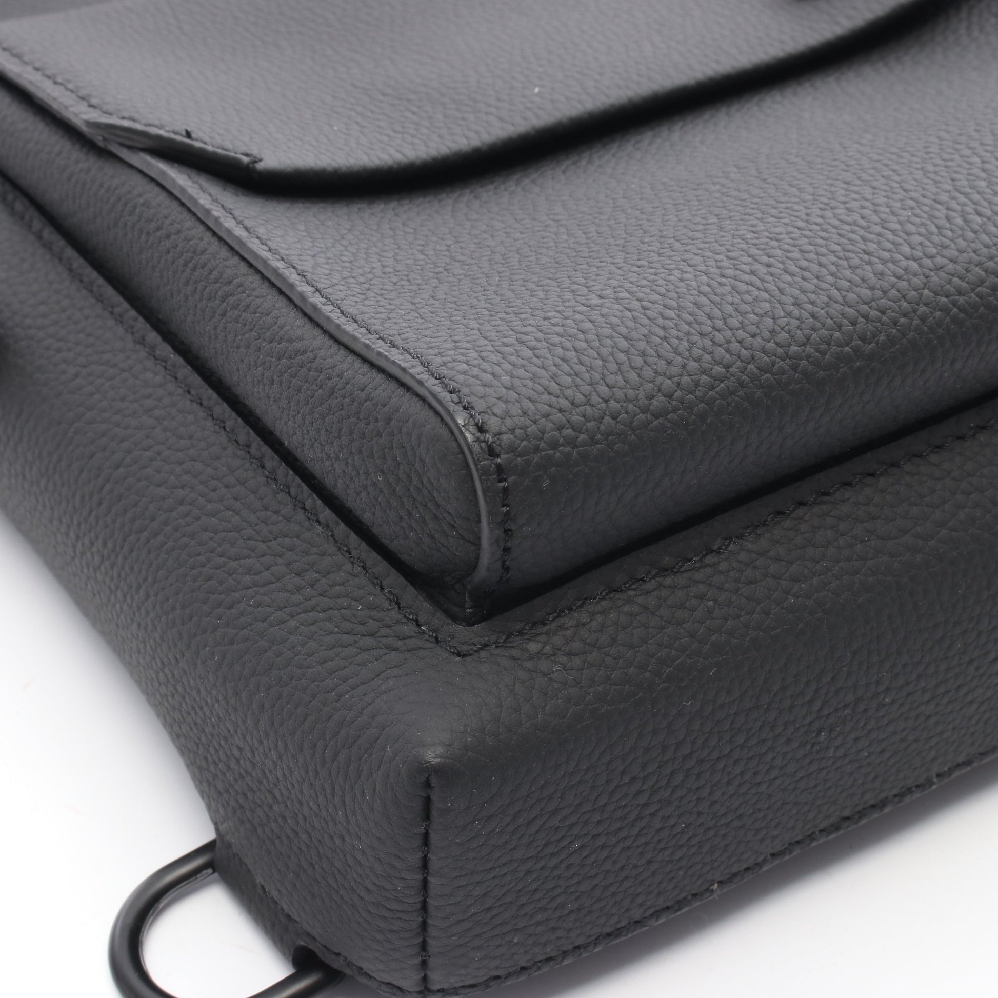 パイロット スリングバッグ ボディバッグ レザー ブラック ルイヴィトン バッグ LOUIS VUITTON