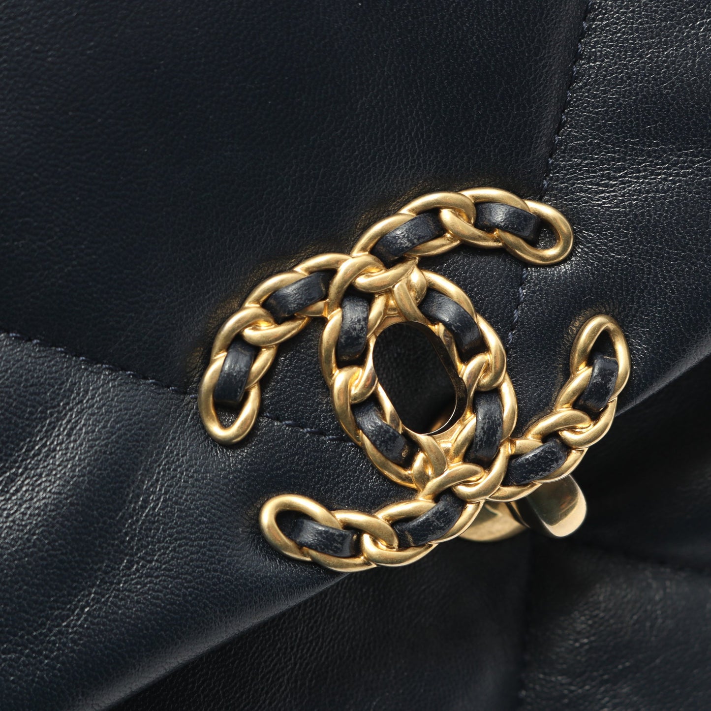 19 ディズヌフ マトラッセ チェーンショルダーバッグ ラムスキン ネイビー コンビ金具 2WAY シャネル バッグ CHANEL