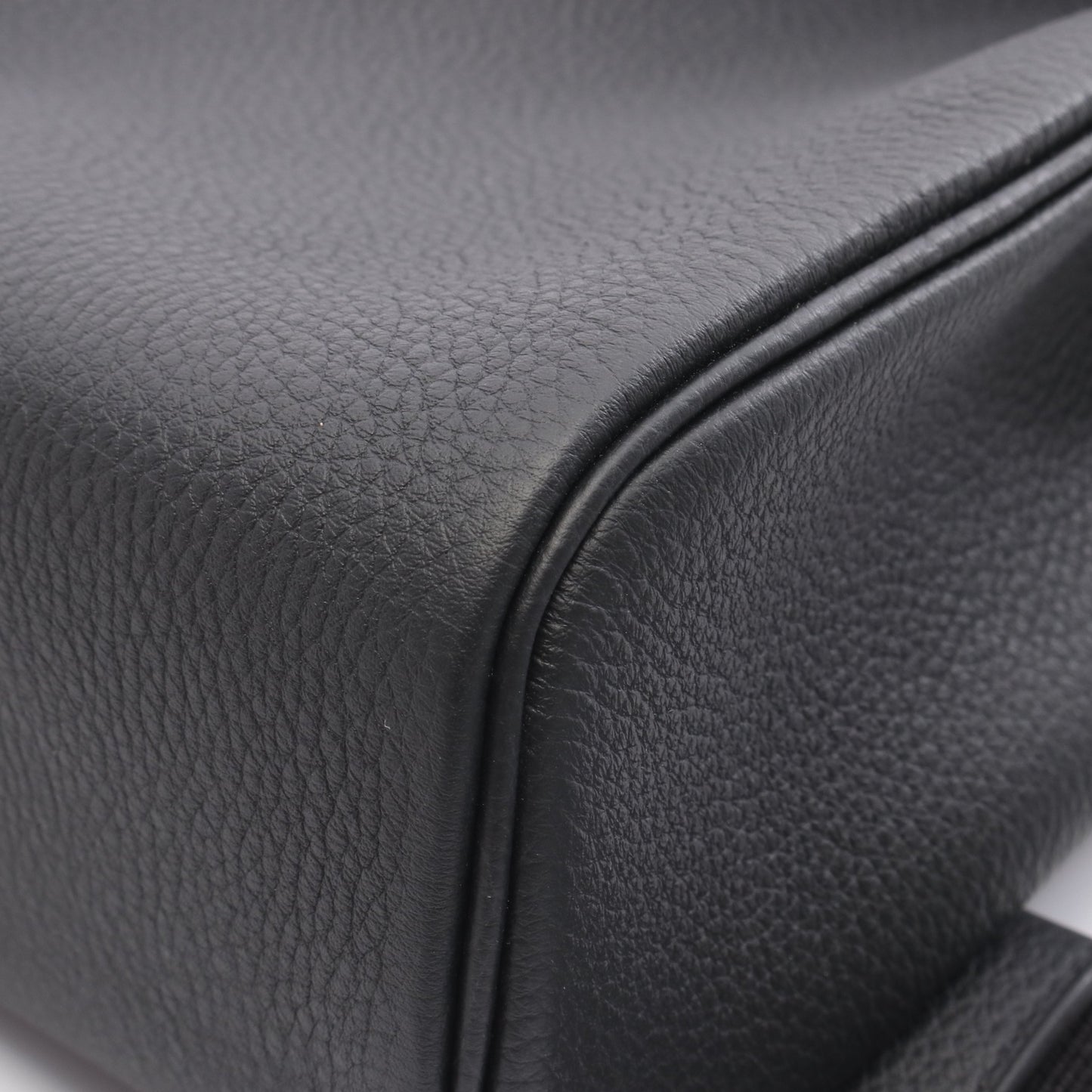 ケリーアッカドPM ボディバッグ トゴ ブラック シルバー金具 B刻印 エルメス バッグ HERMES