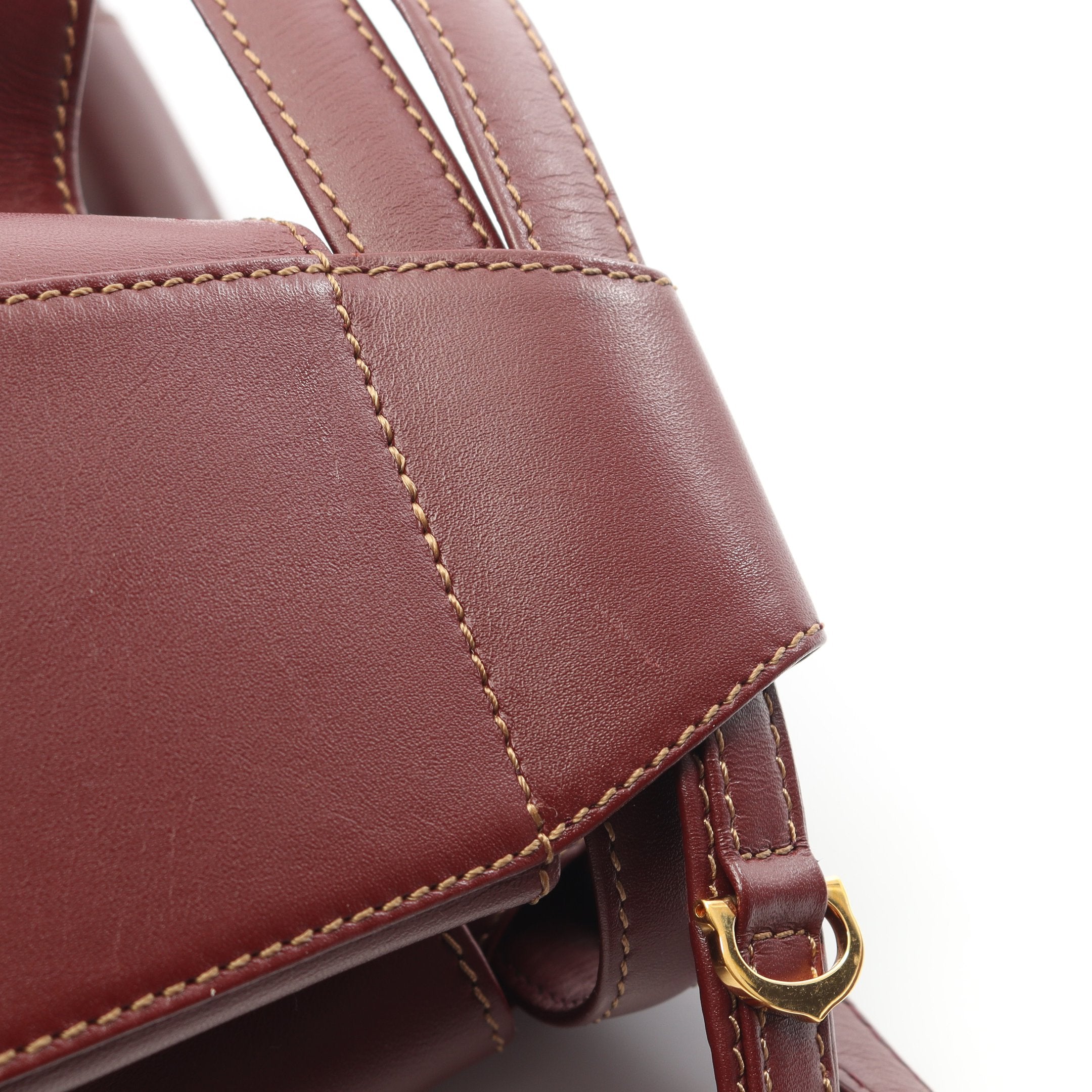 マストライン ショルダーバッグ レザー ボルドー 巾着 カルティエ – RECLO