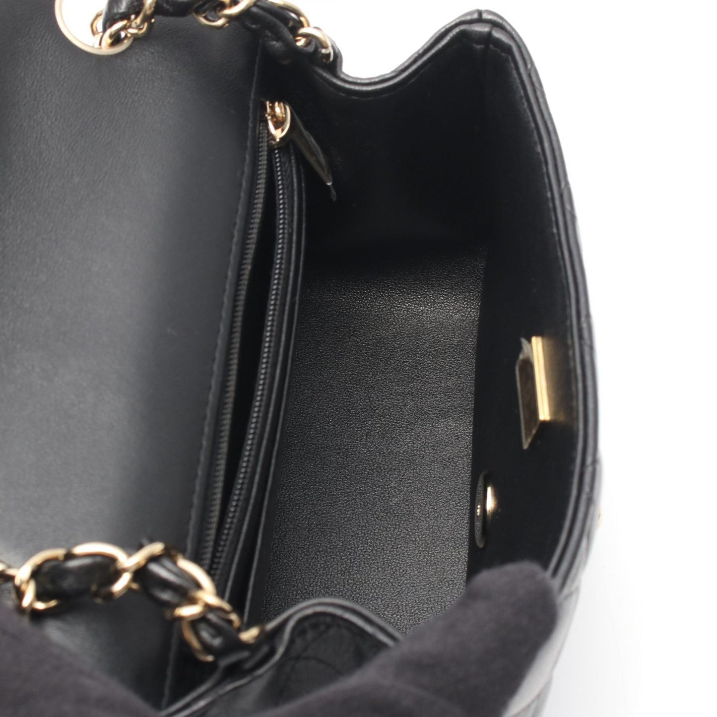 ミニマトラッセ チェーンショルダーバッグ ラムスキン ブラック ゴールド金具 シャネル バッグ CHANEL