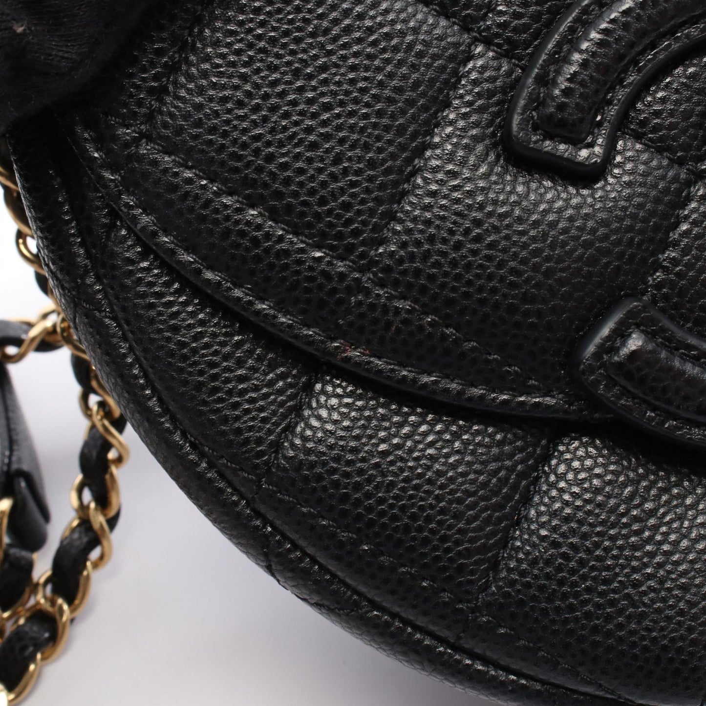 マトラッセ ミニ メッセンジャー チェーンショルダーバッグ キャビアスキン ブラック ゴールド金具 シャネル バッグ CHANEL
