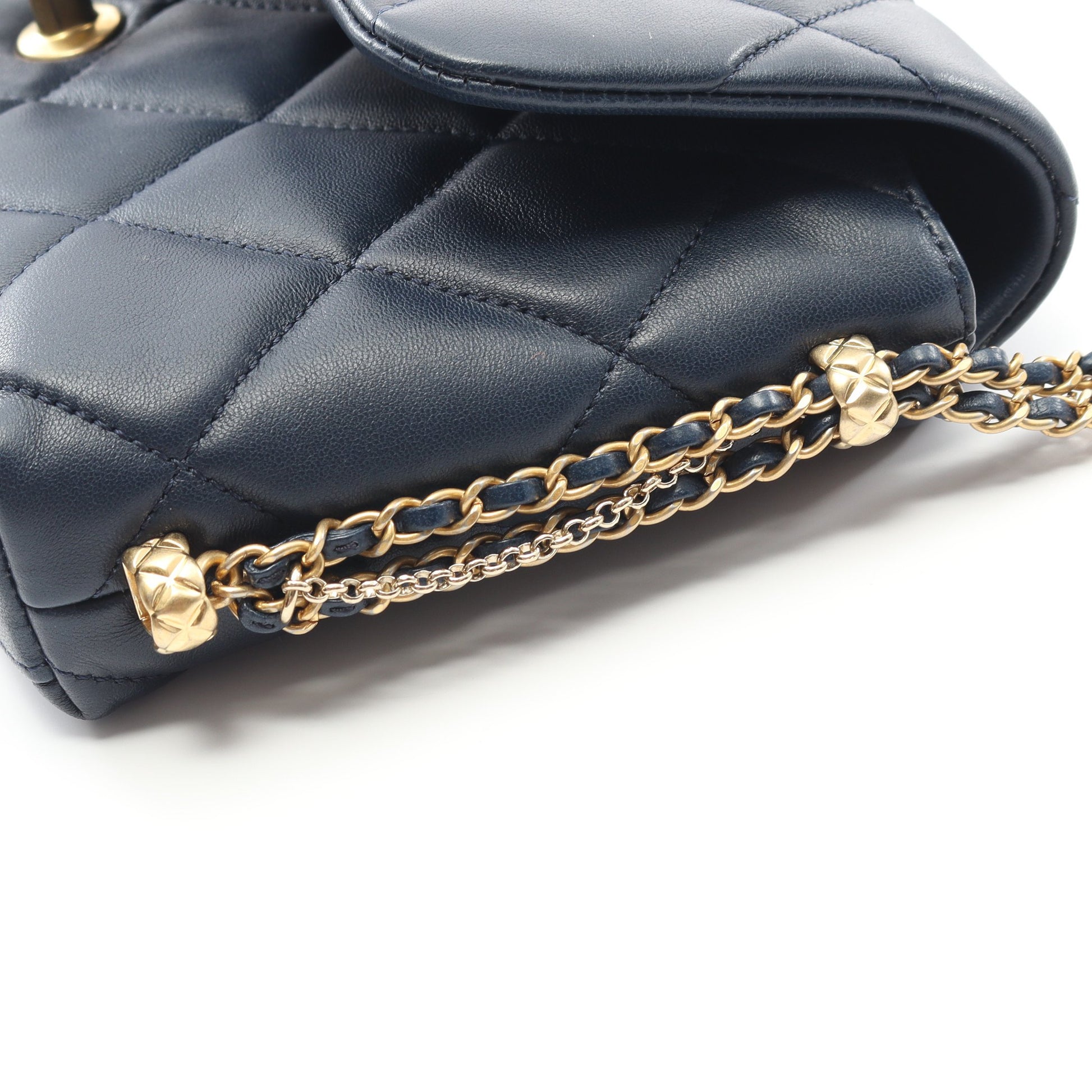 CHANEL19 マトラッセ チェーンショルダーバッグ ラムスキン ネイビー ゴールド金具 シャネル バッグ CHANEL