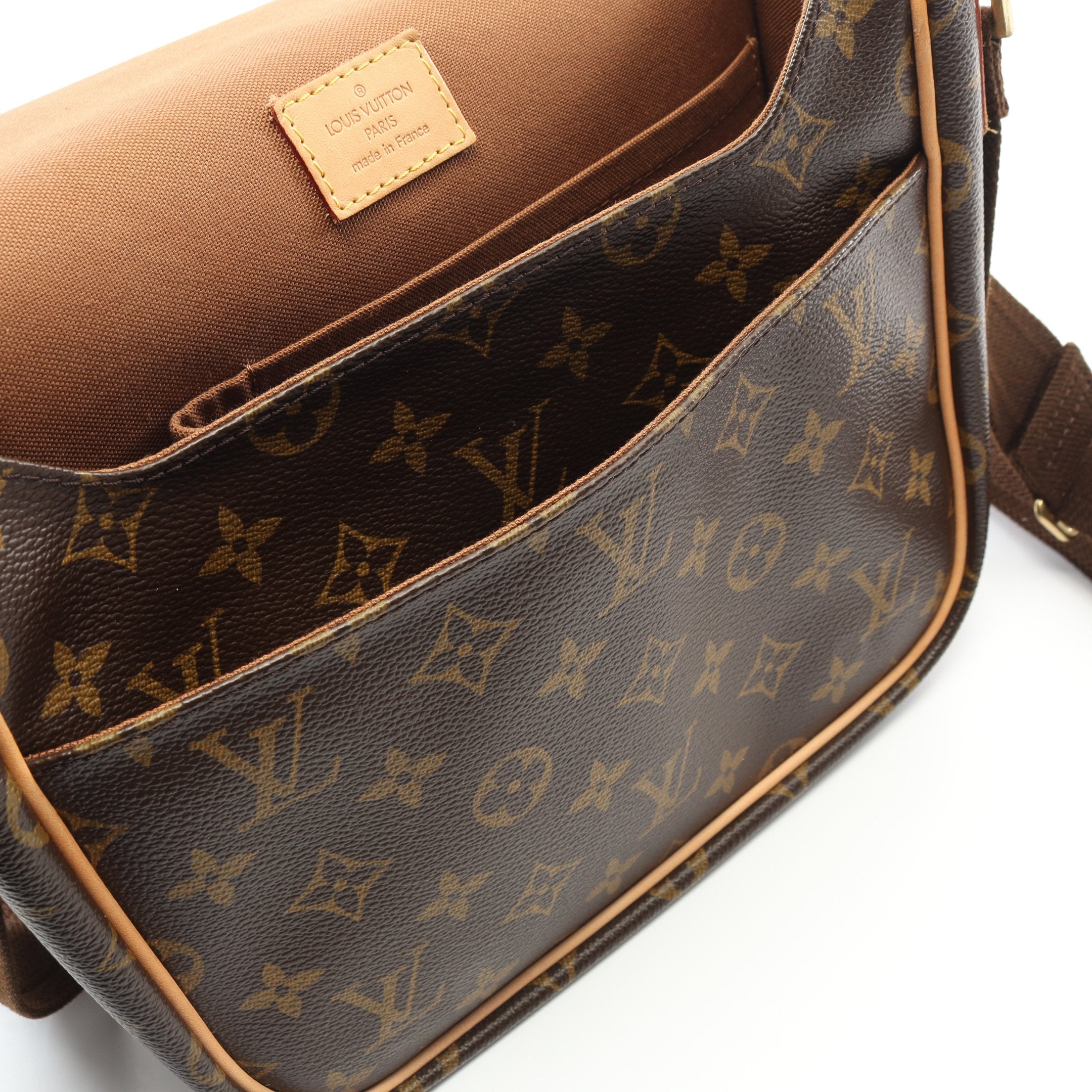 メッセンジャーPM ボスフォール モノグラム ショルダーバッグ PVC