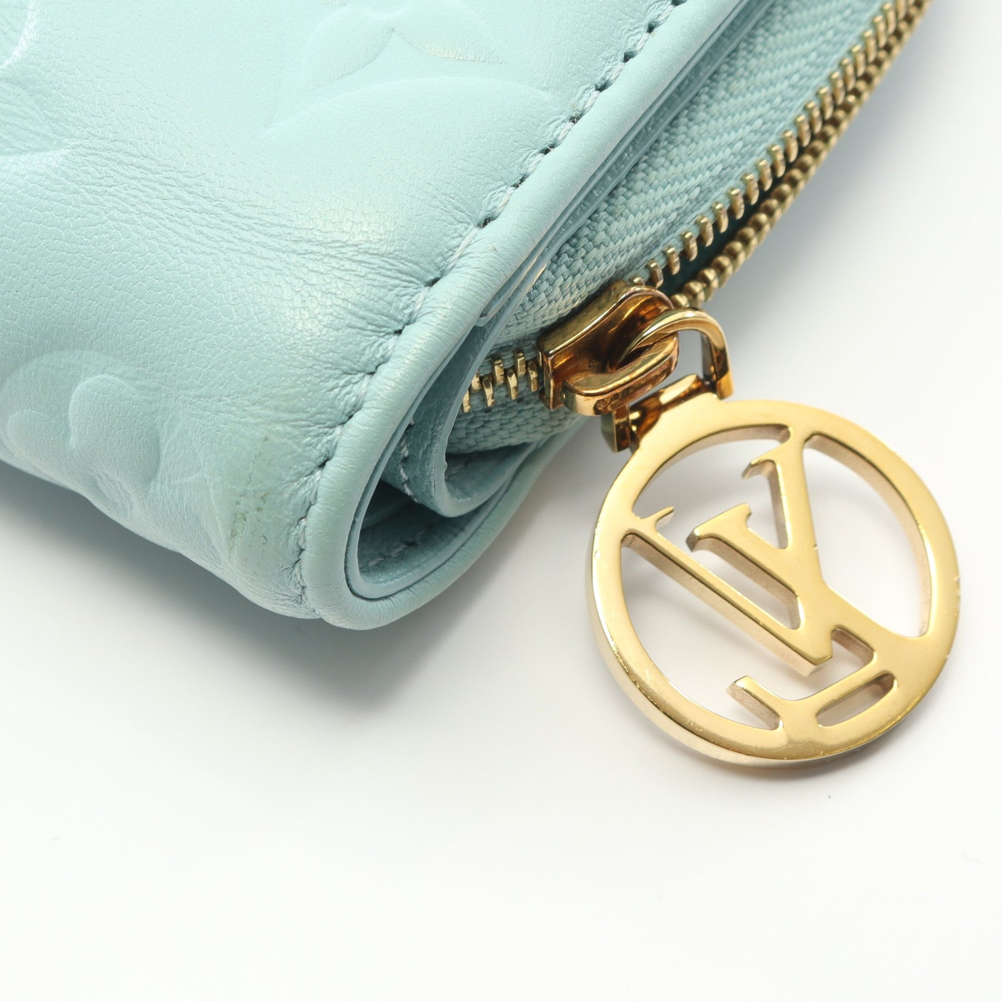 ポルトフォイユ ルー モノグラムエンボス 二つ折り財布 レザー ターコイズブルー ルイヴィトン 財布・小物 LOUIS VUITTON