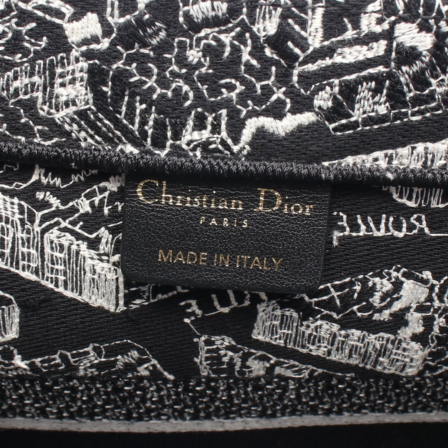 BOOK TOTE ブックトート ミディアム ハンドバッグ トートバッグ キャンバス ブラック ホワイト クリスチャンディオール バッグ Christian Dior