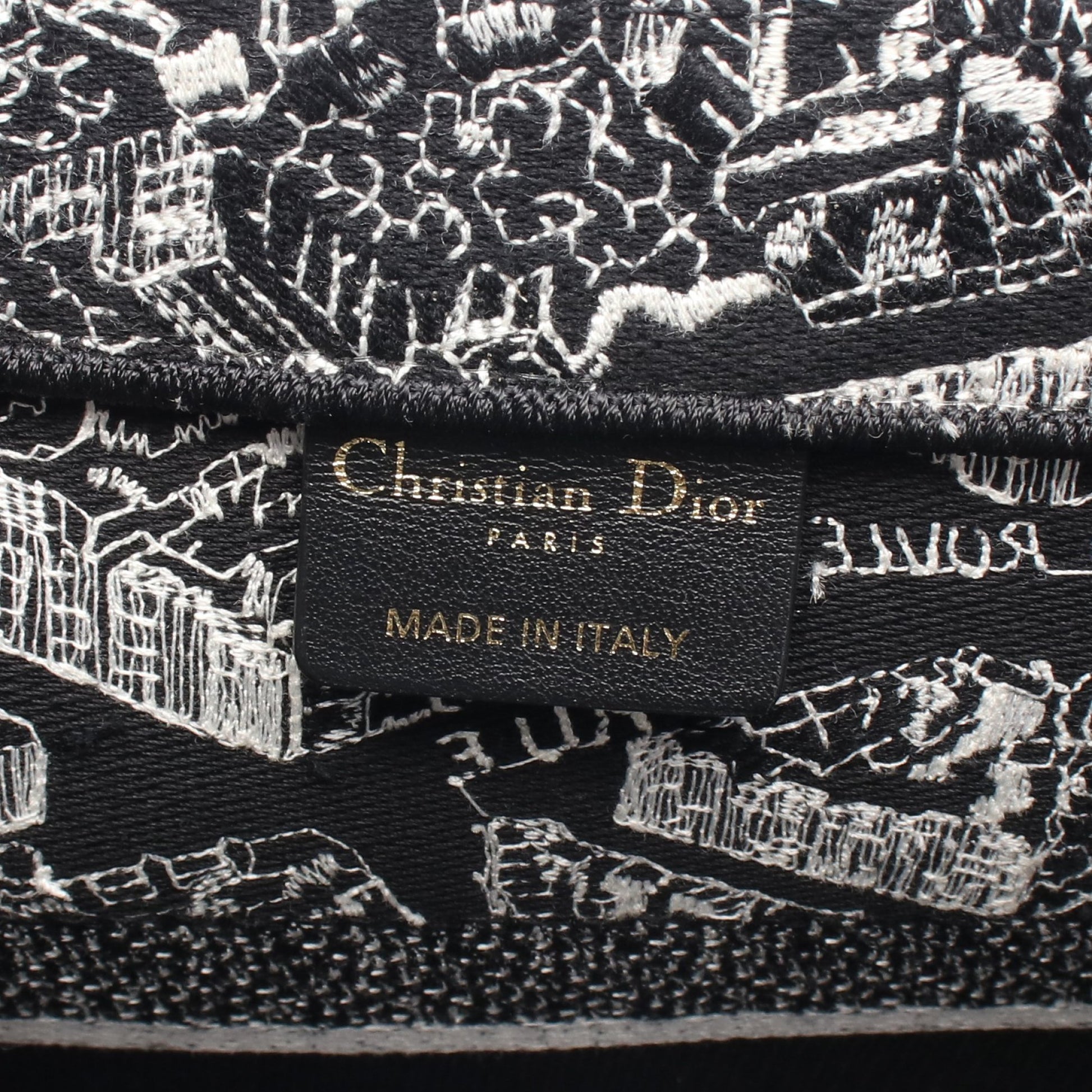 BOOK TOTE ブックトート ミディアム ハンドバッグ トートバッグ キャンバス ブラック ホワイト クリスチャンディオール バッグ Christian Dior