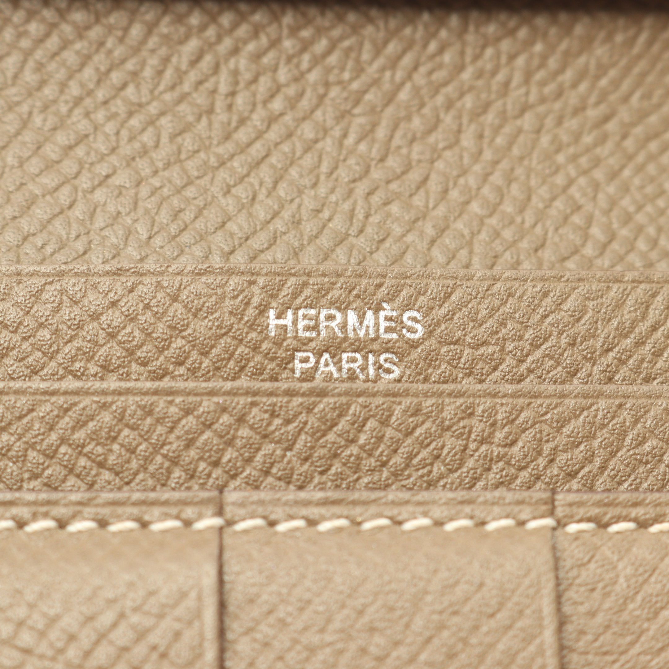 ベアンスフレ エトゥープ 二つ折り長財布 ヴォーエプソン グレー