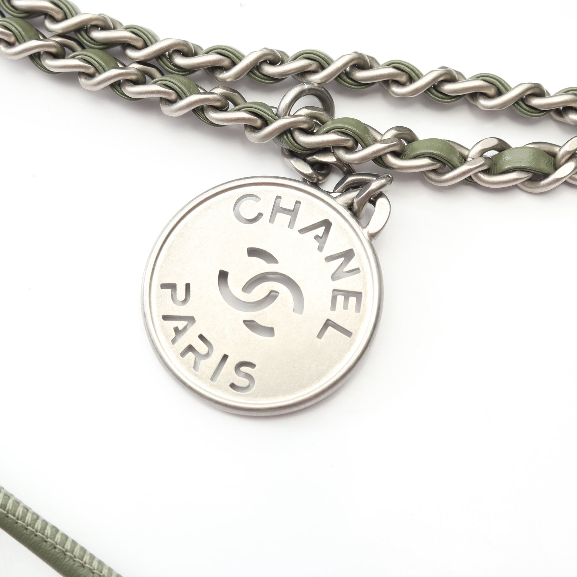 CHANEL 22 ミニ チェーンショルダーバッグ レザー カーキグリーン シルバー金具 2WAY シャネル バッグ CHANEL