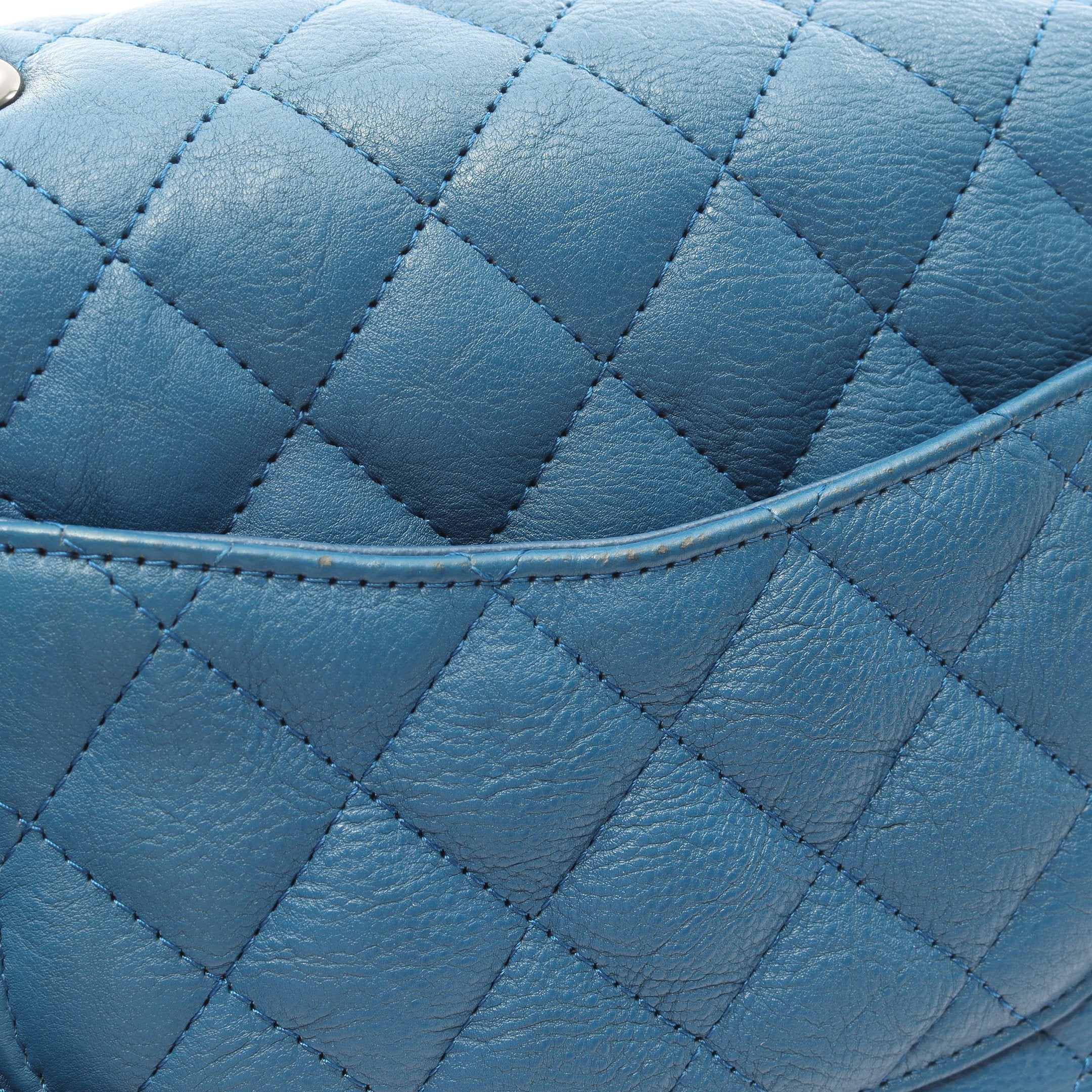 シャネル CHANEL マトラッセ スモール バケットバッグ ショルダーバッグ バッグ レザー ファブリック レディース ネイビー系 / マルチカラー 【中古】 中古・古着通販】CHANEL (シャネル) ミニマトラッセチェーンショルダー