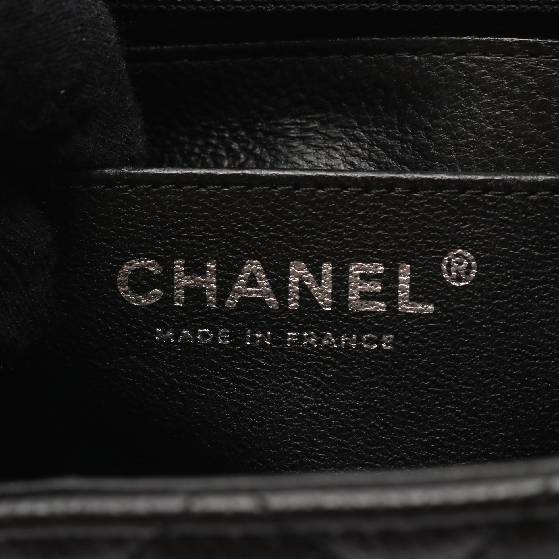 ミニマトラッセ チェーンショルダーバッグ キャビアスキン ブラック シルバー金具 シャネル バッグ CHANEL