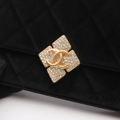 マトラッセ チェーンショルダーバッグ ベロア ブラック ゴールド金具 ラインストーン シャネル バッグ CHANEL
