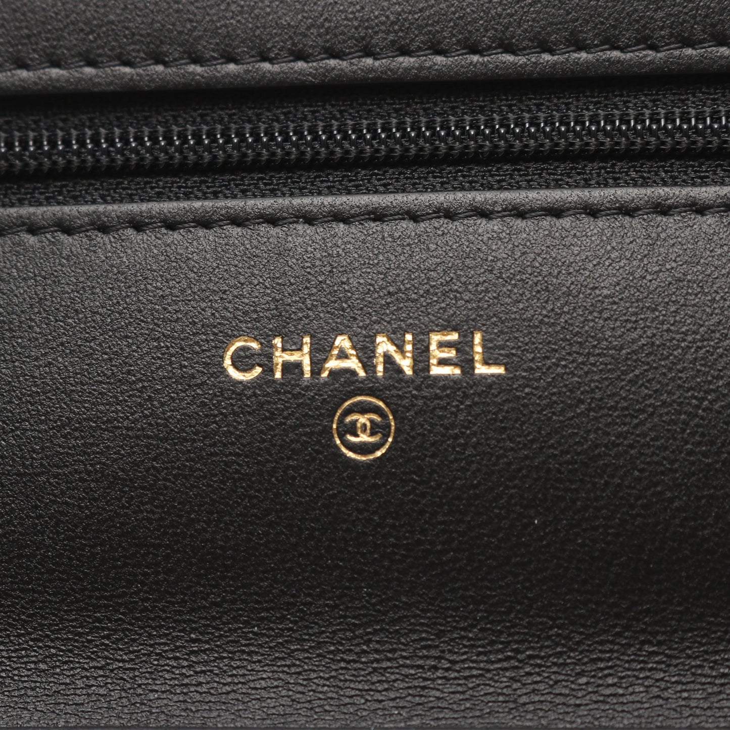 マトラッセ チェーンショルダーバッグ ベロア ブラック ゴールド金具 ラインストーン シャネル バッグ CHANEL