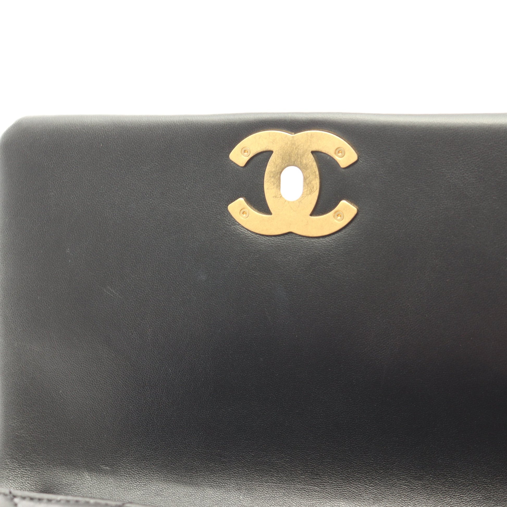 CHANEL19 チェーンショルダーバッグ ラムスキン ブラック ゴールド金具 シャネル バッグ CHANEL