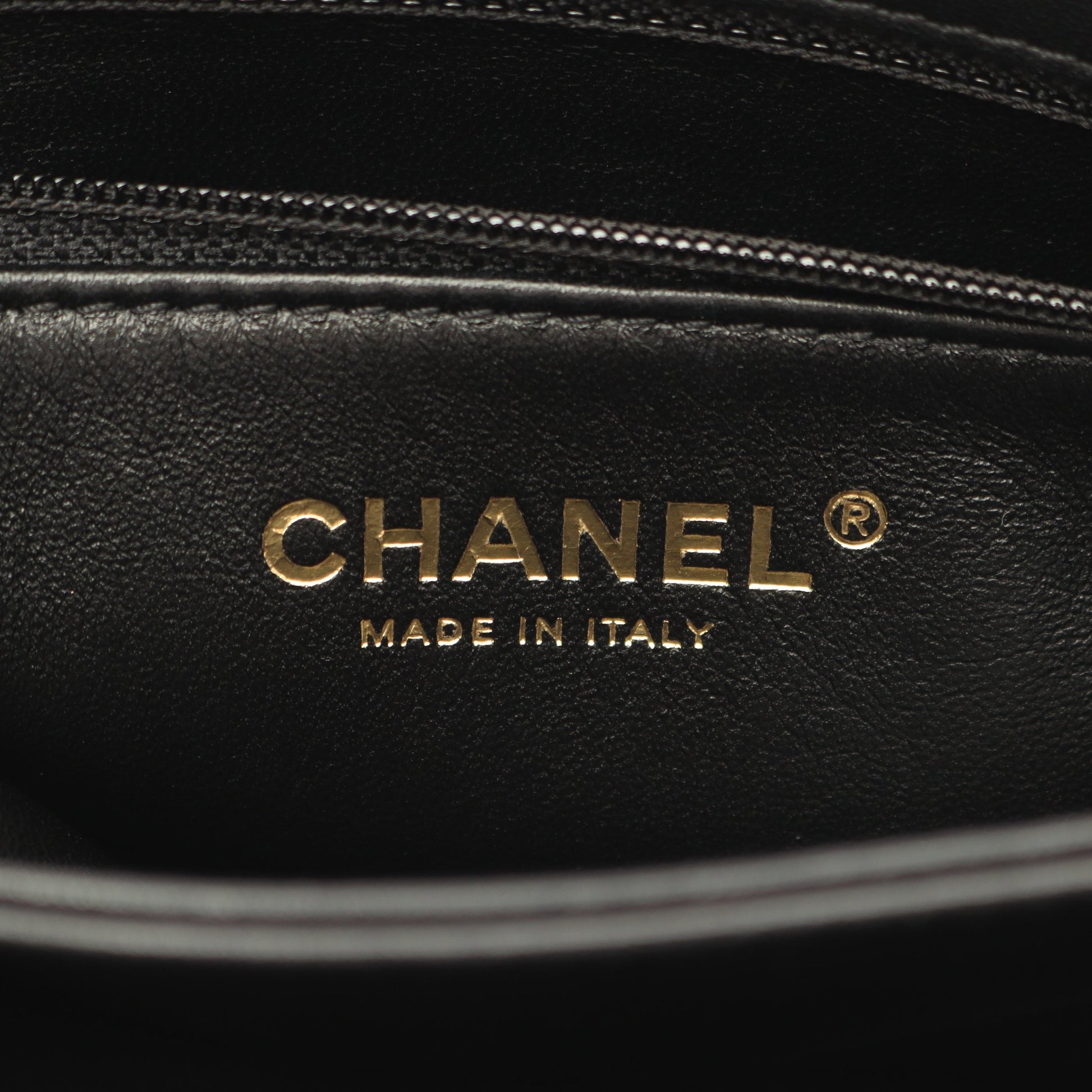 CHANEL19 チェーンショルダーバッグ ラムスキン ブラック ゴールド金具 シャネル バッグ CHANEL