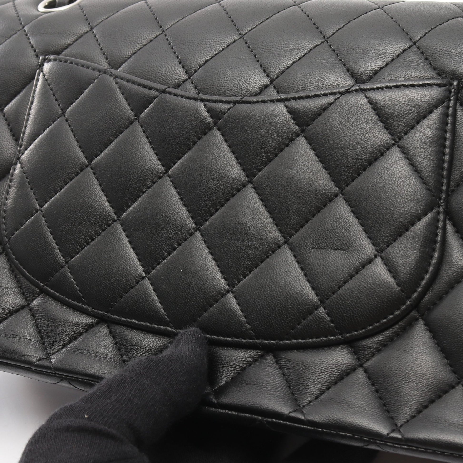 マトラッセ Wフラップ Wチェーンショルダーバッグ キャビアスキン ブラック シルバー金具 シャネル バッグ CHANEL