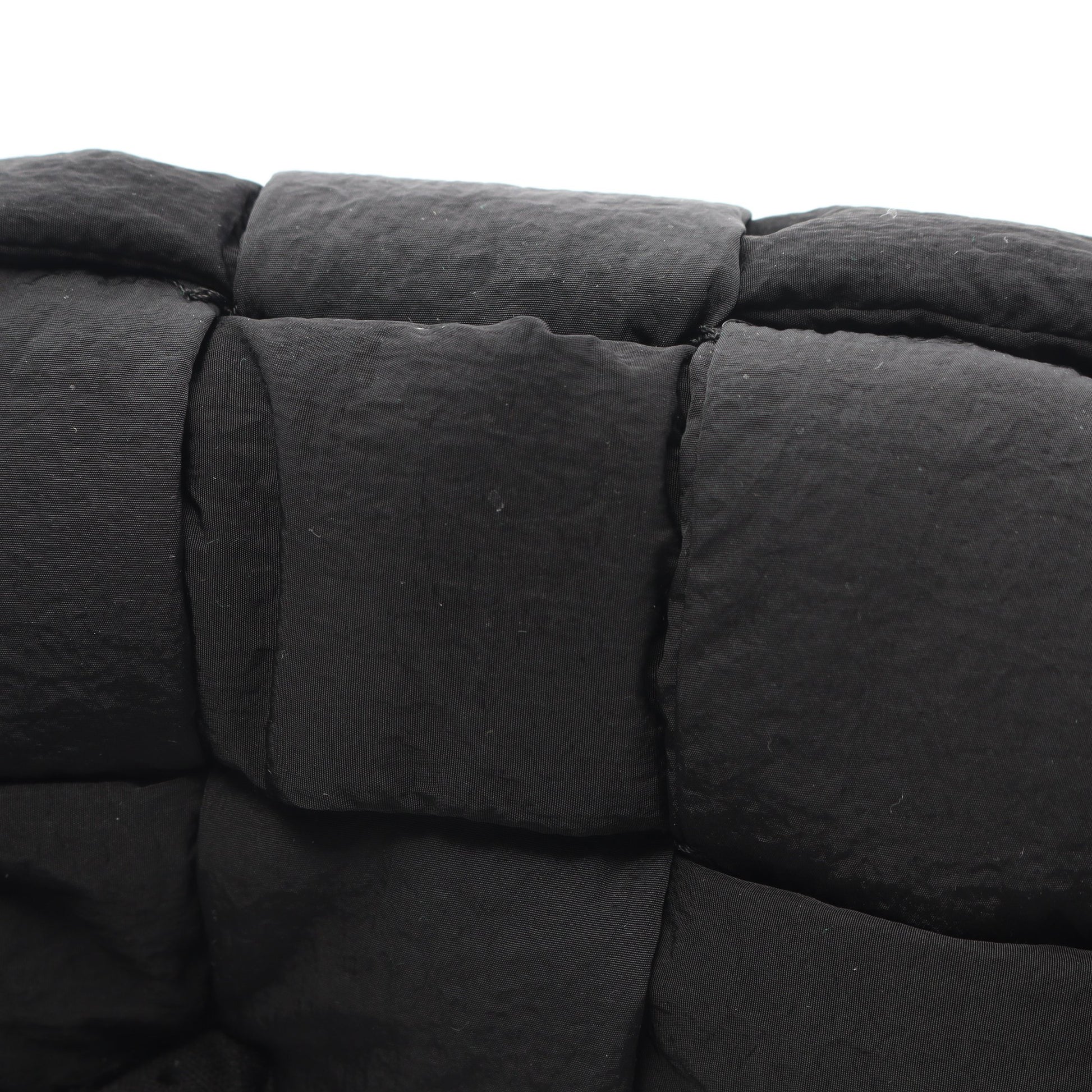 PADDED CASSETTE パデッド カセット ボディバッグ ウエストバッグ ナイロン ブラック ボッテガヴェネタ バッグ BOTTEGA VENETA