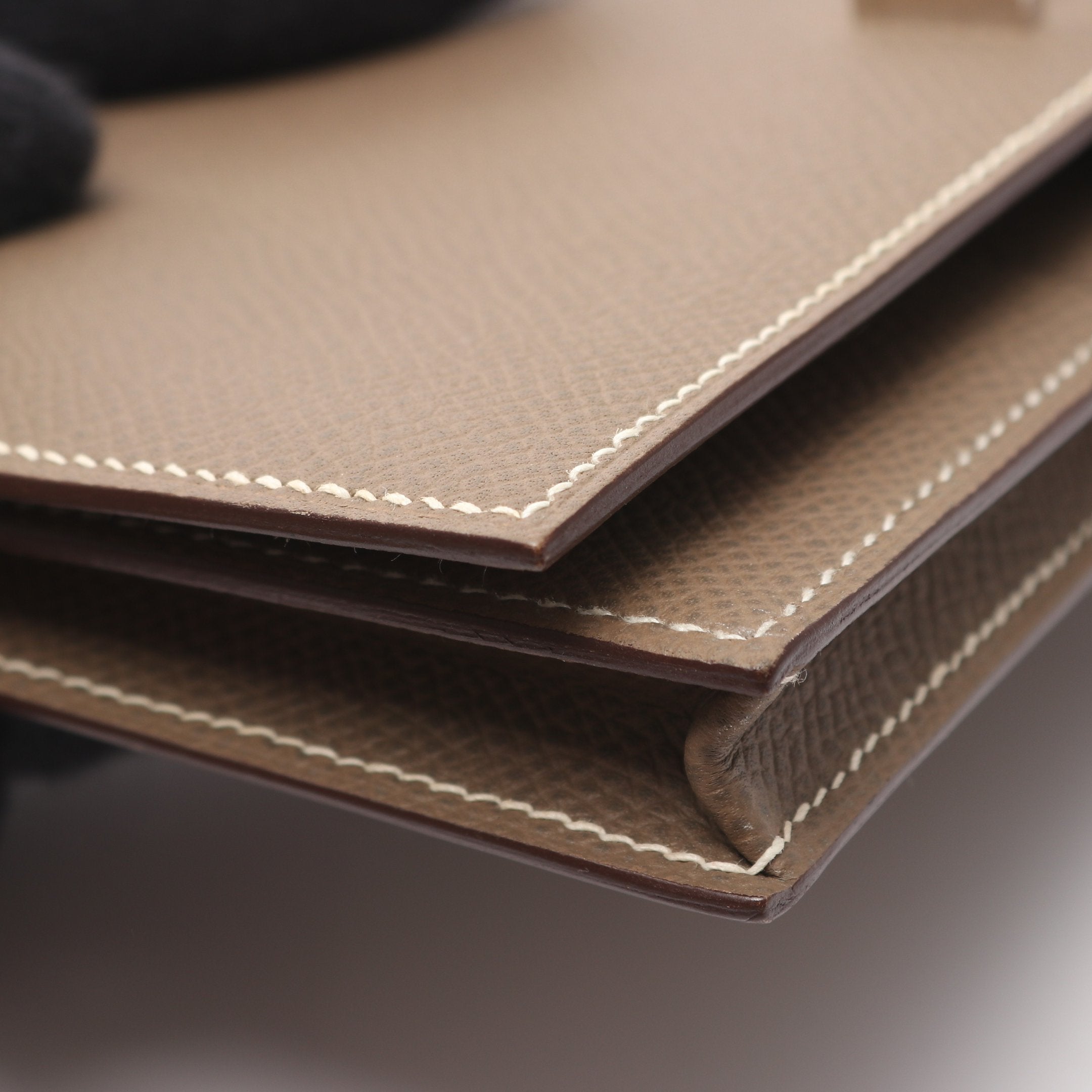 ベアンスフレ エトゥープ 二つ折り長財布 ヴォーエプソン グレー