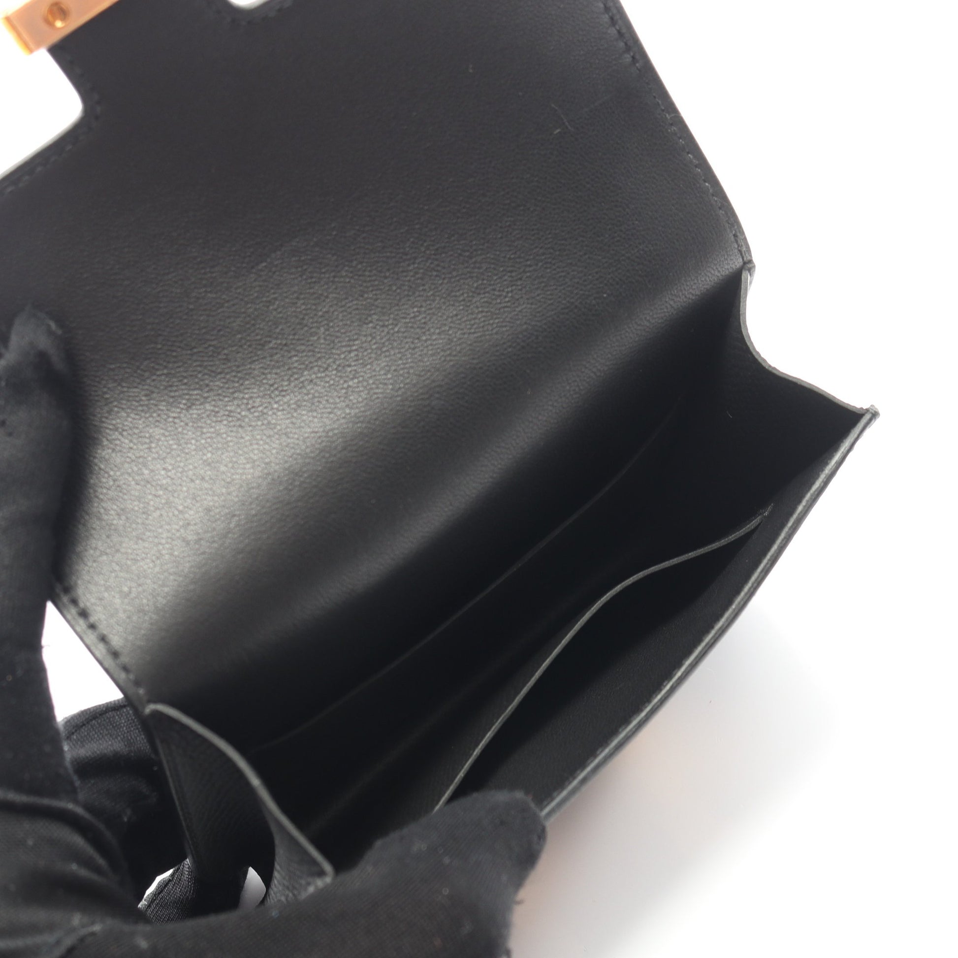 コンスタンス スリム 二つ折り財布 ヴォーエプソン ブラック ピンクゴールド金具 Z刻印 エルメス 財布・小物 HERMES